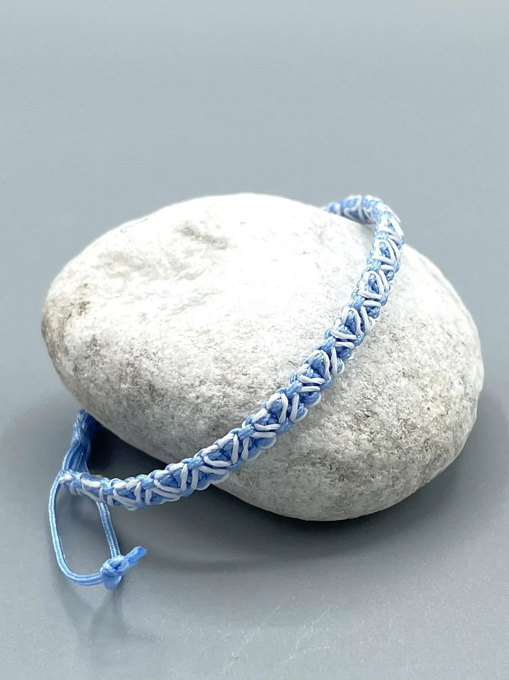 Heart Stiched Armband (2).jpeg