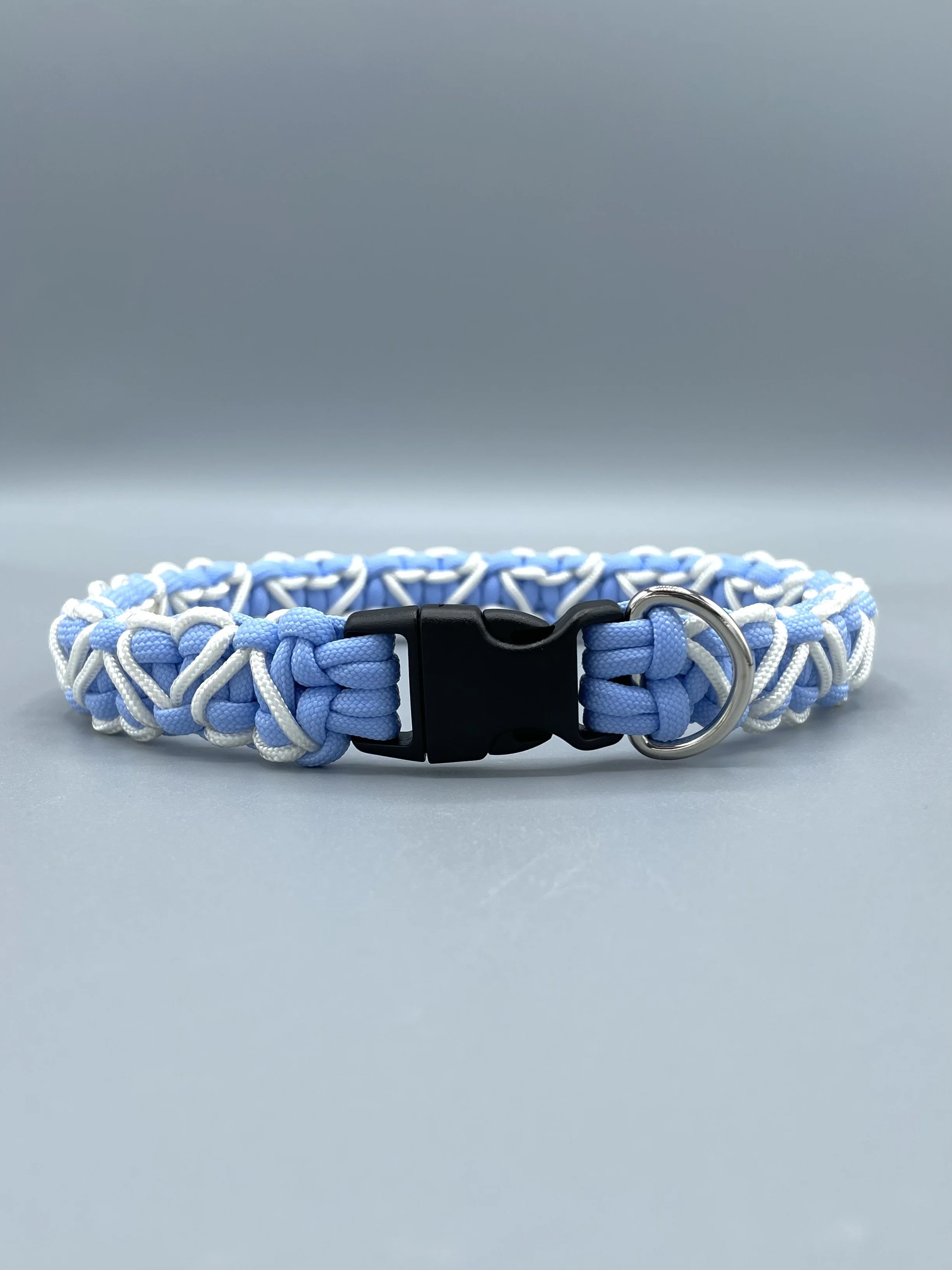 Heart Stitched Halsband Eisblau.jpeg