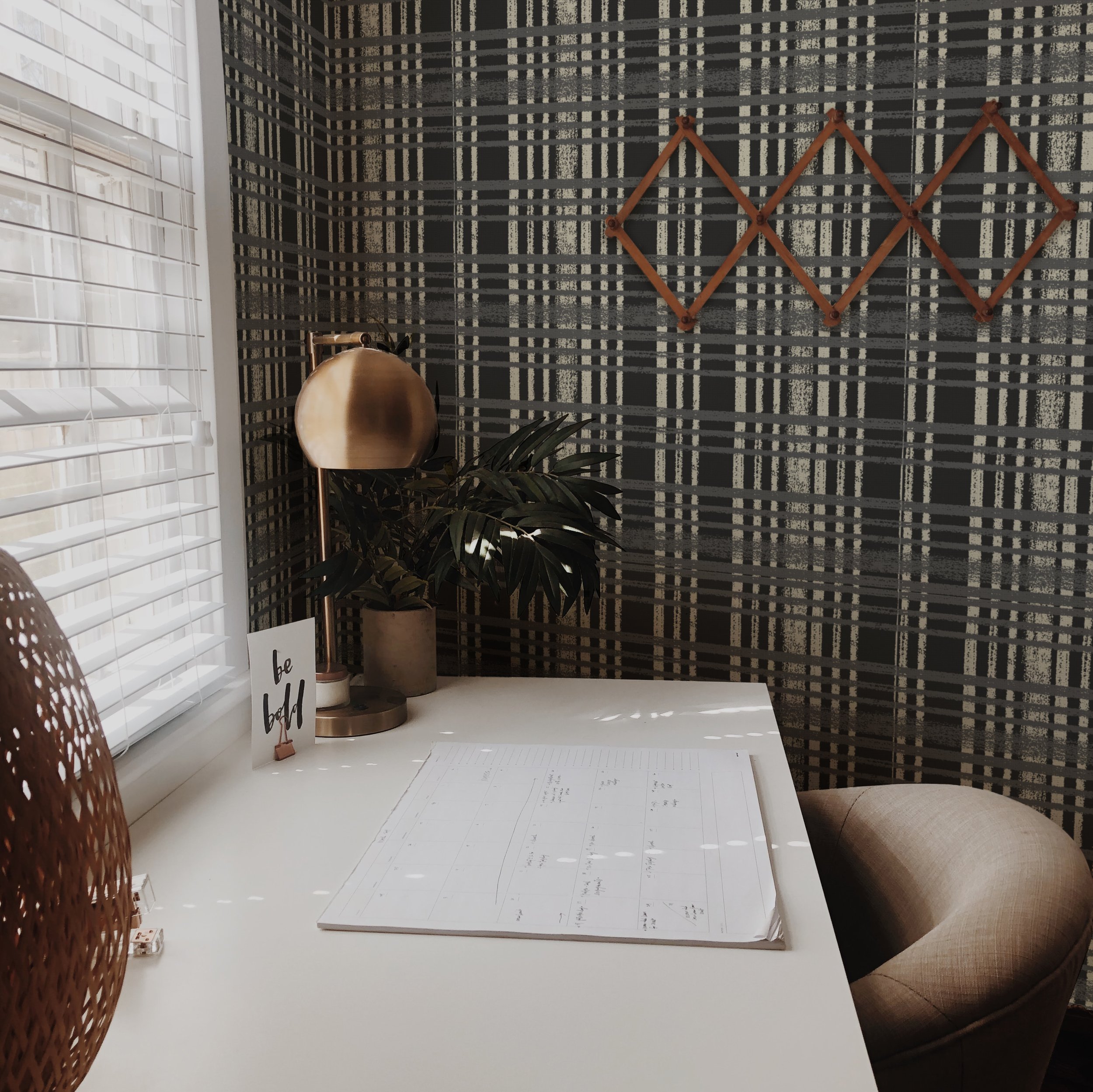 Plaid-black-office-wallpaper.jpg