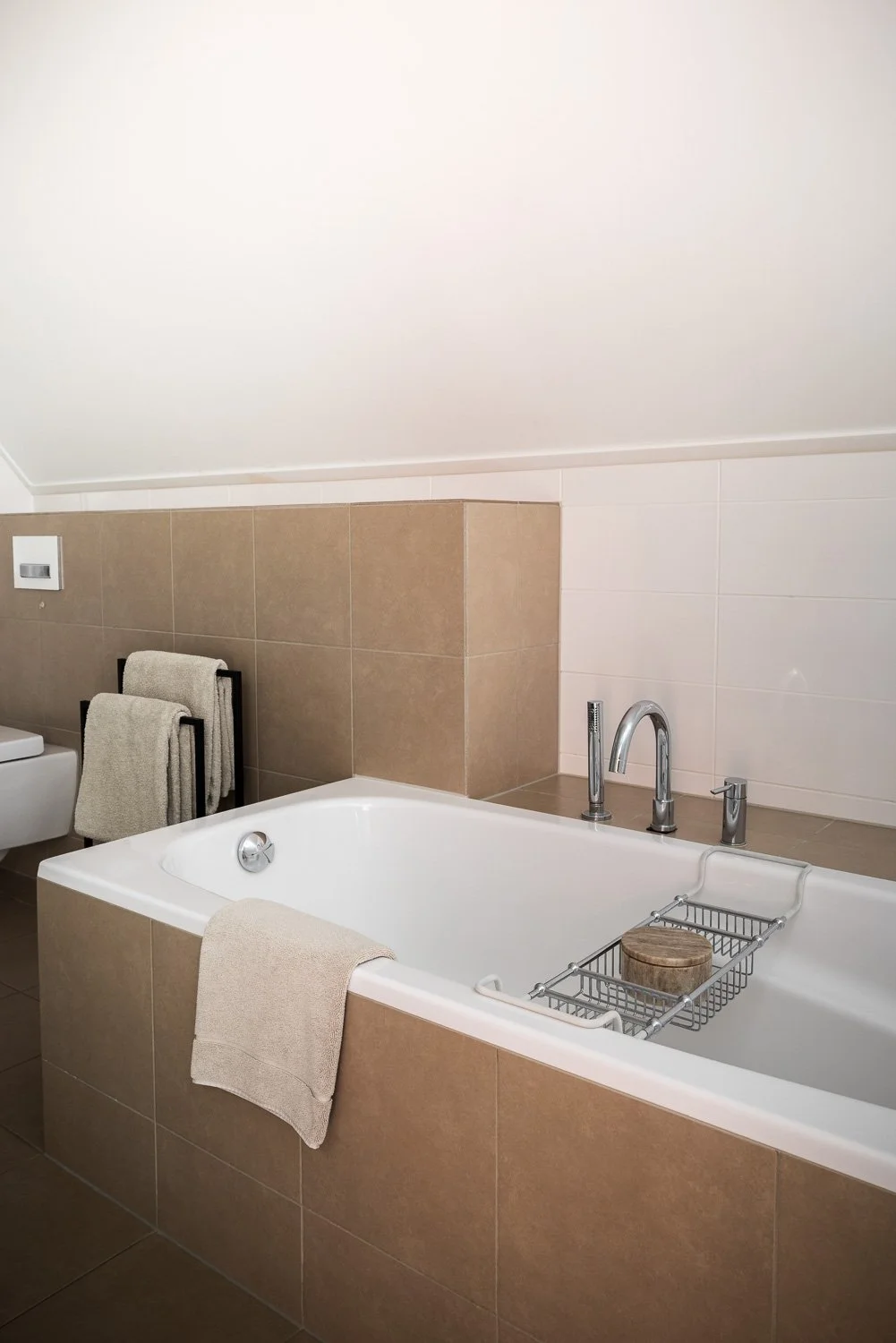 Inter Scaldes Suite Bathroom-7.jpg