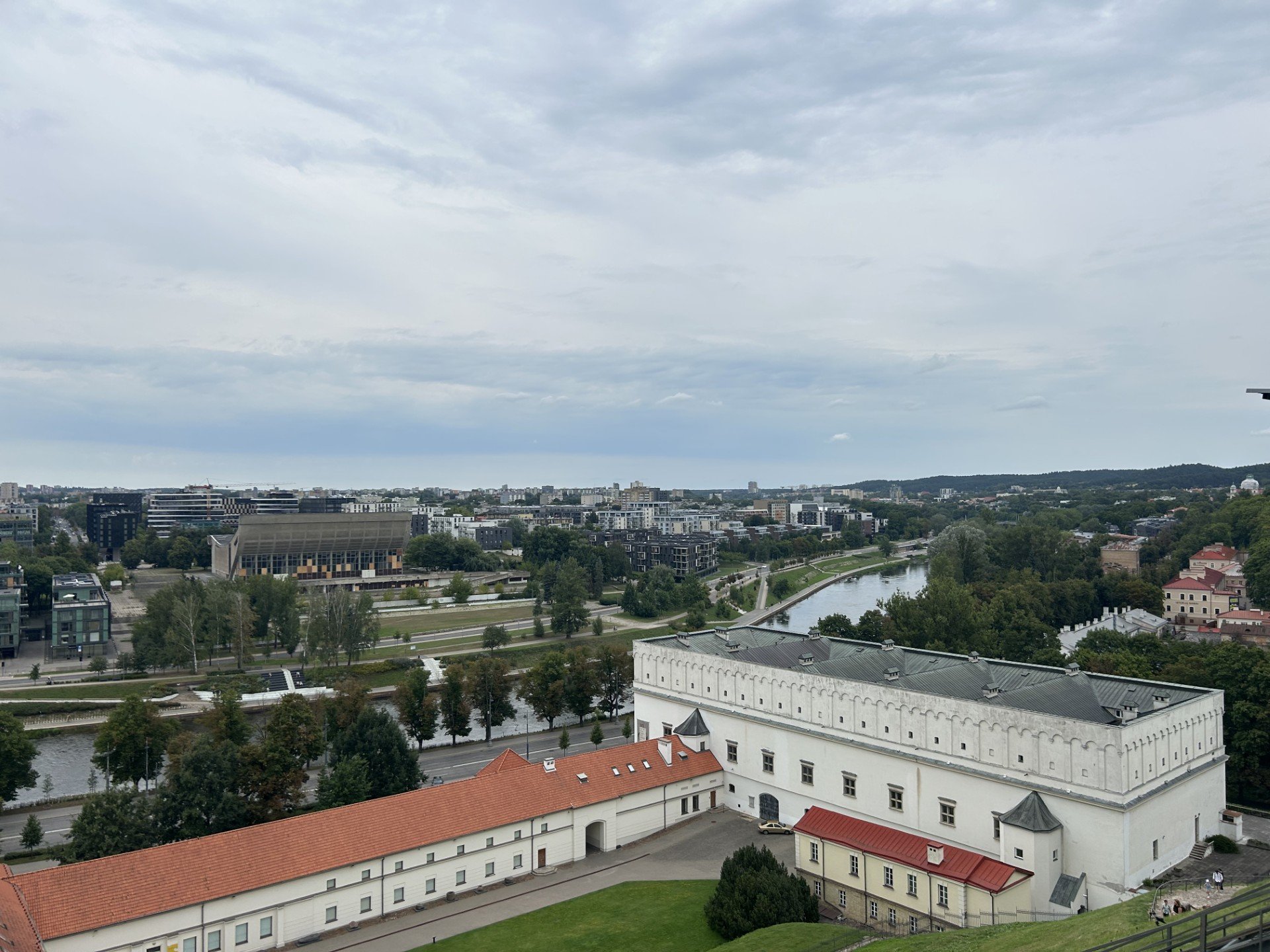 32cb1cb2-9e0e-4124-9b0d-6396e2401dfd.jpg