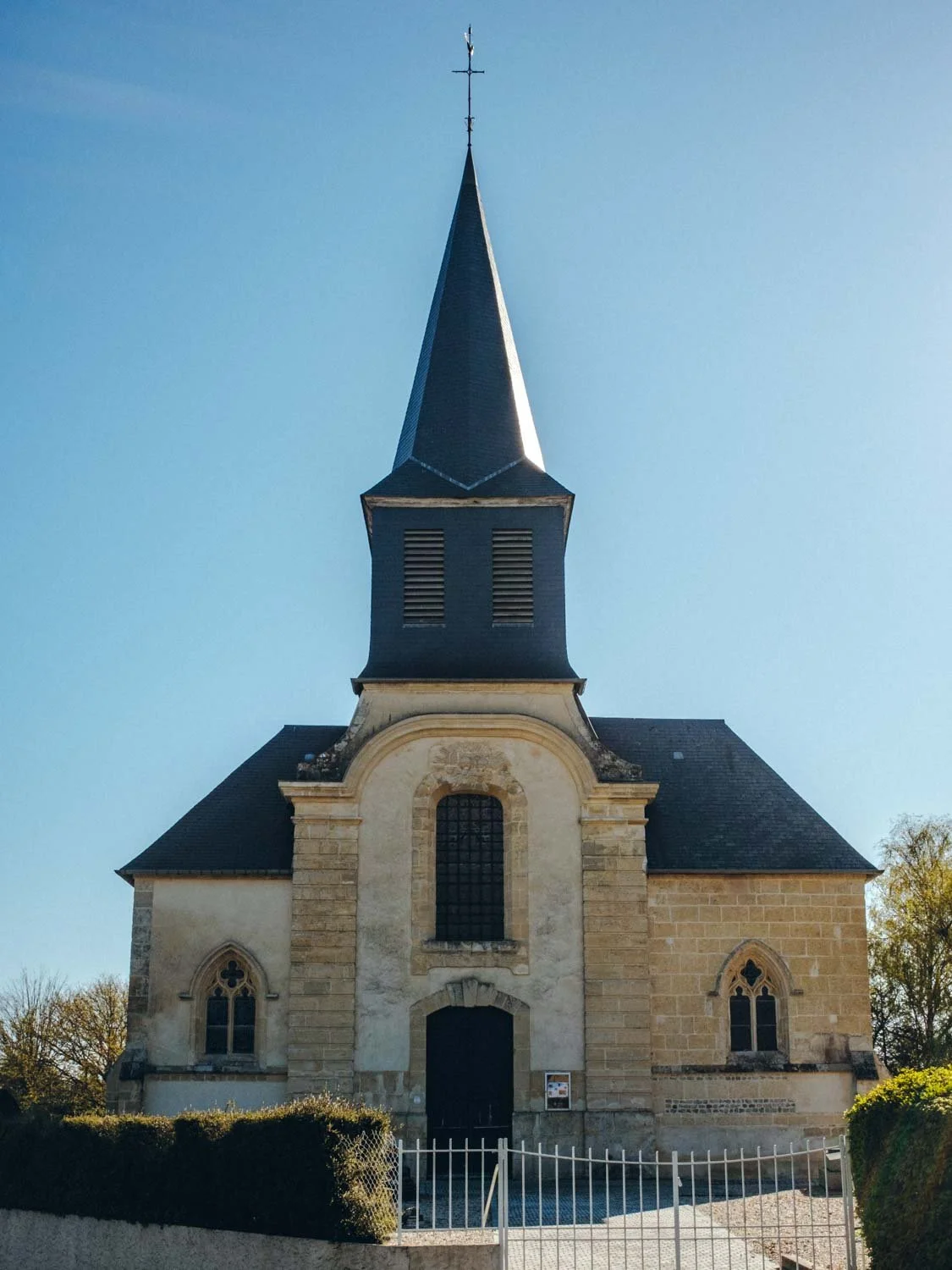 Église de Tourgéville après restauration de la façade