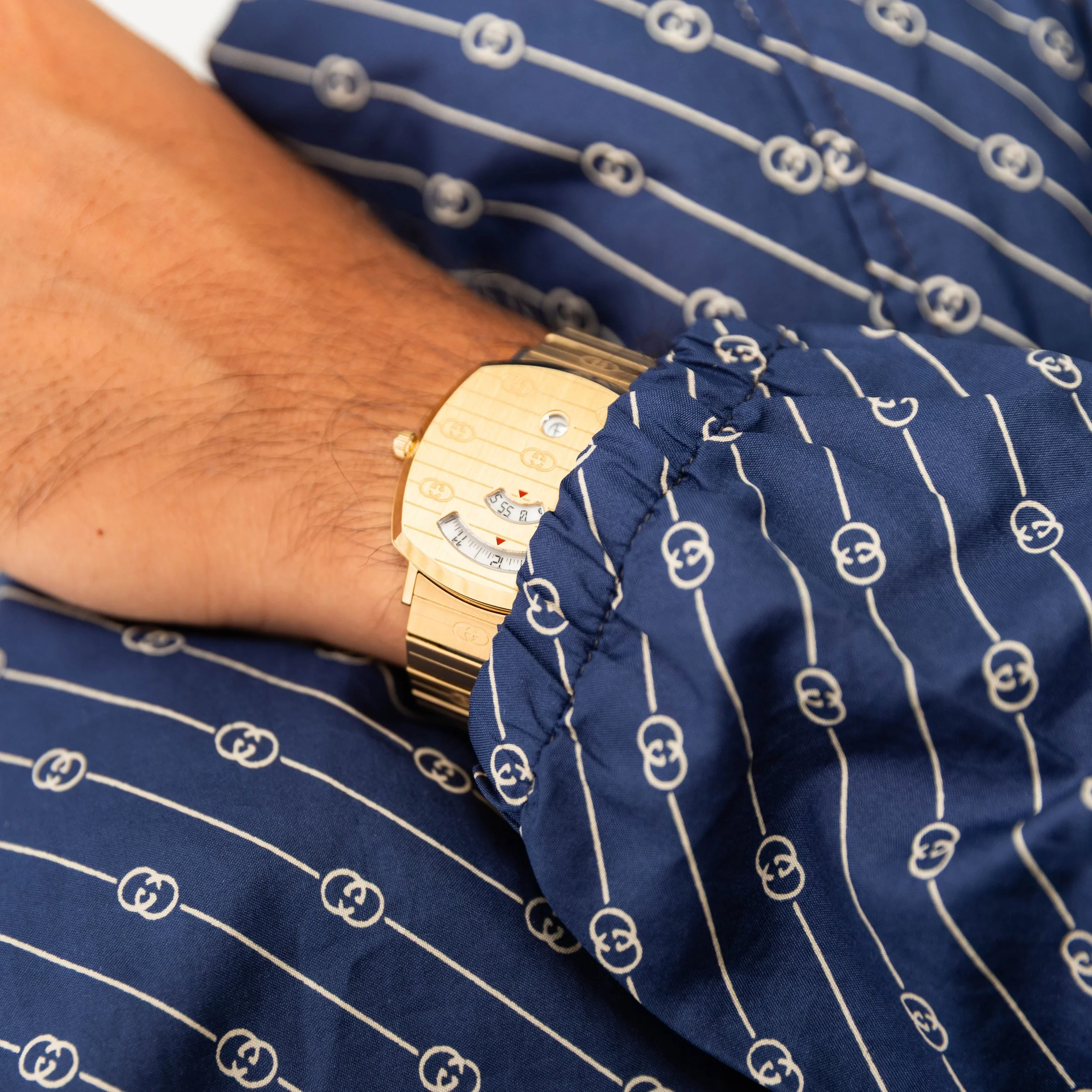 SWAVES STOCK JAN-185.jpg