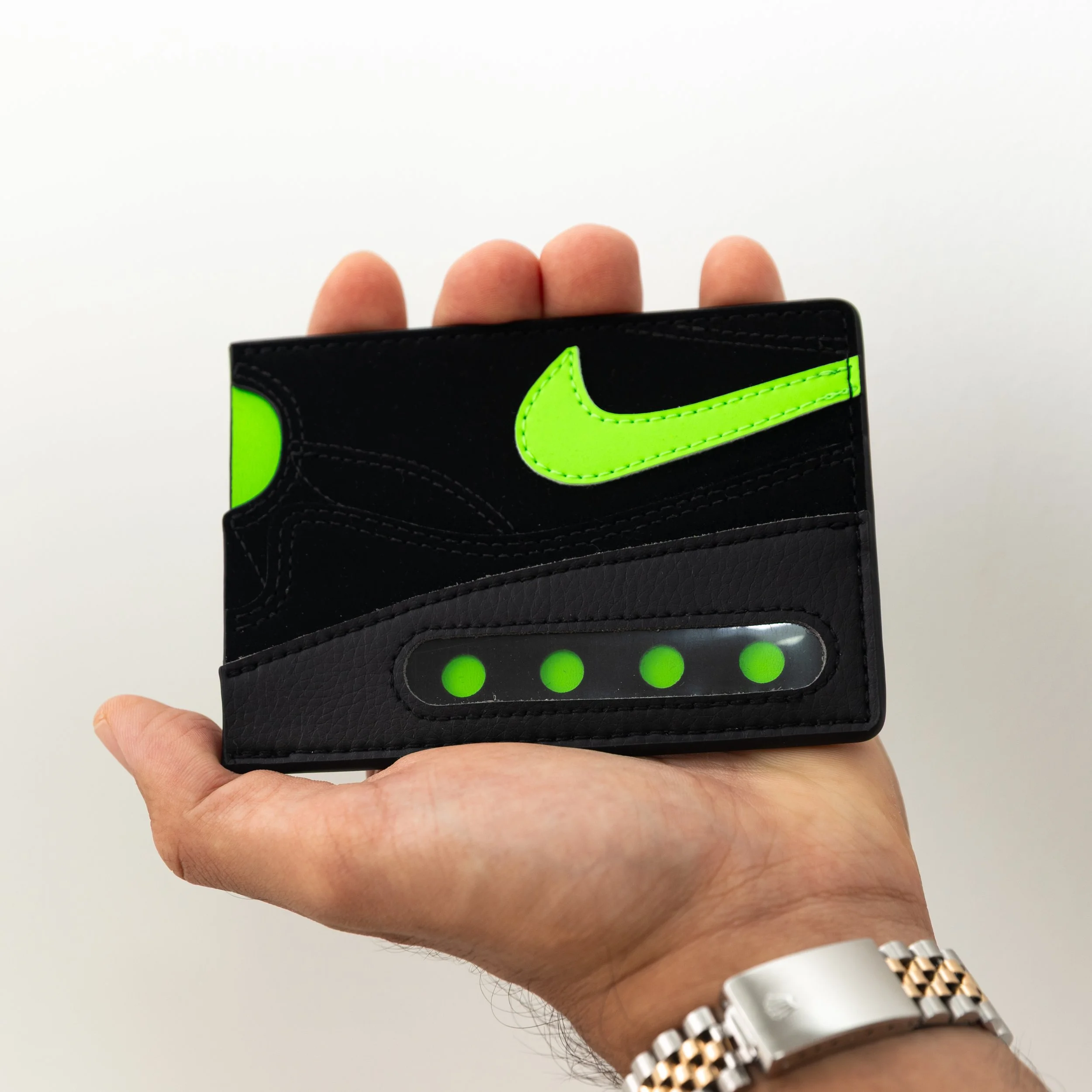 SWAVES STOCK FEB-117.jpg