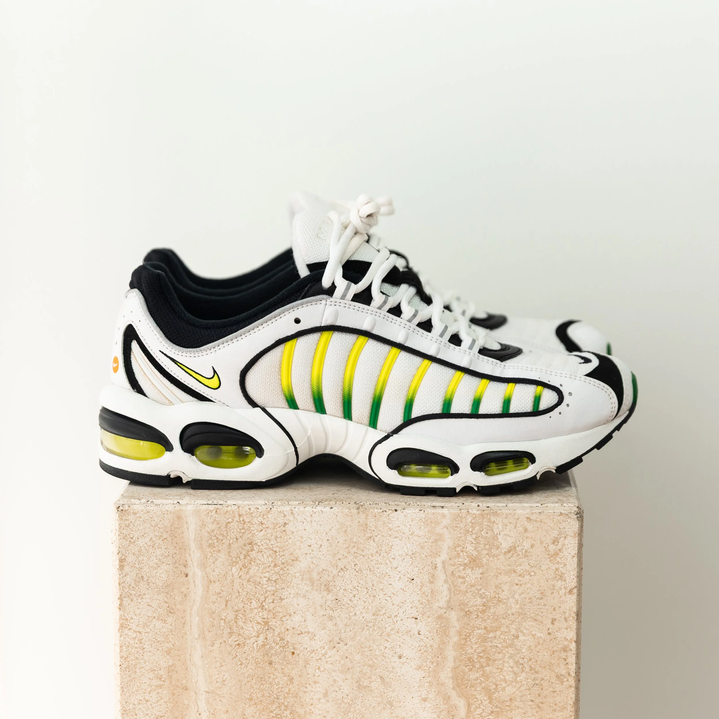 SWAVES STOCK FEB-86.jpg