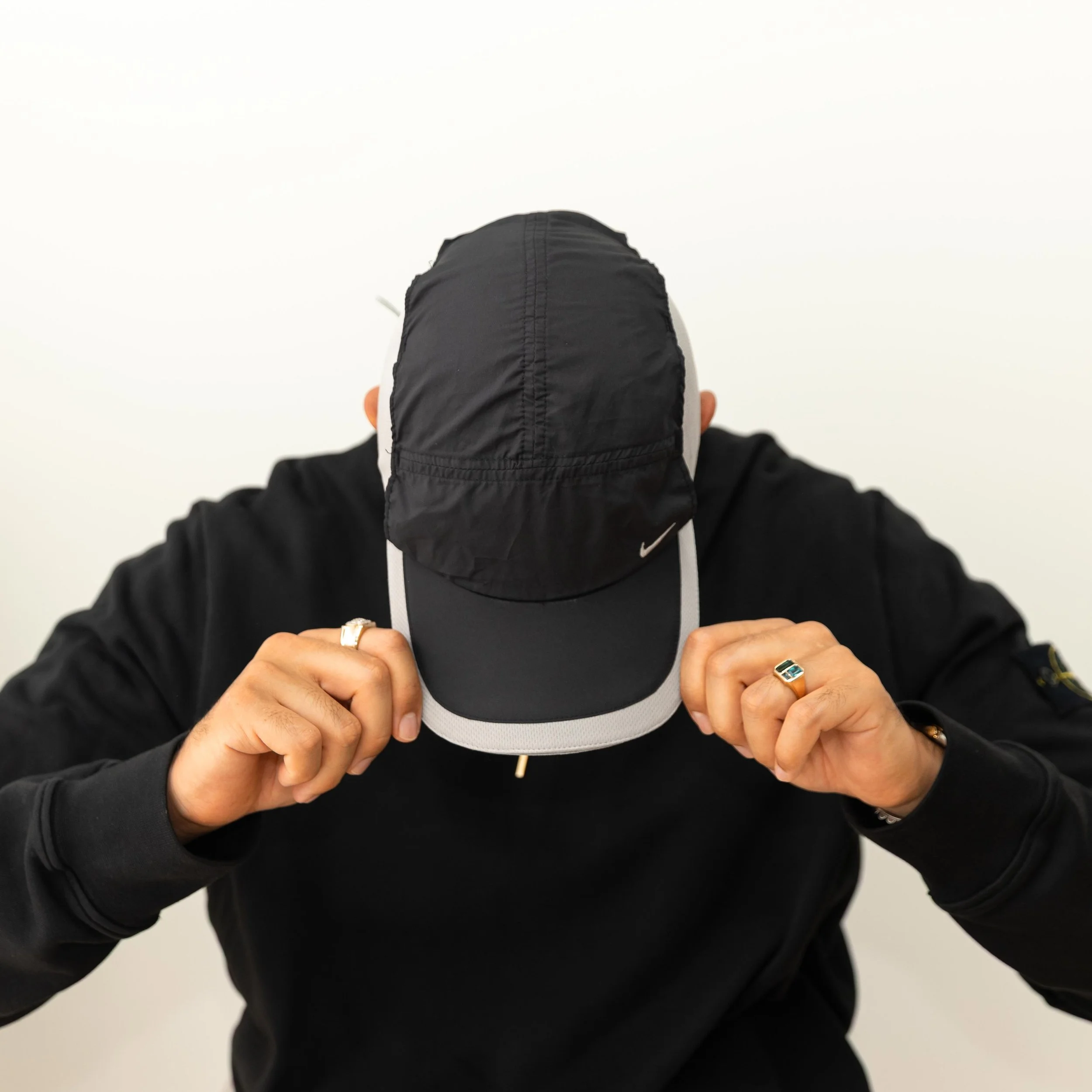 Pre-2000s Nike Dri-Fit Cap - Black / Grey