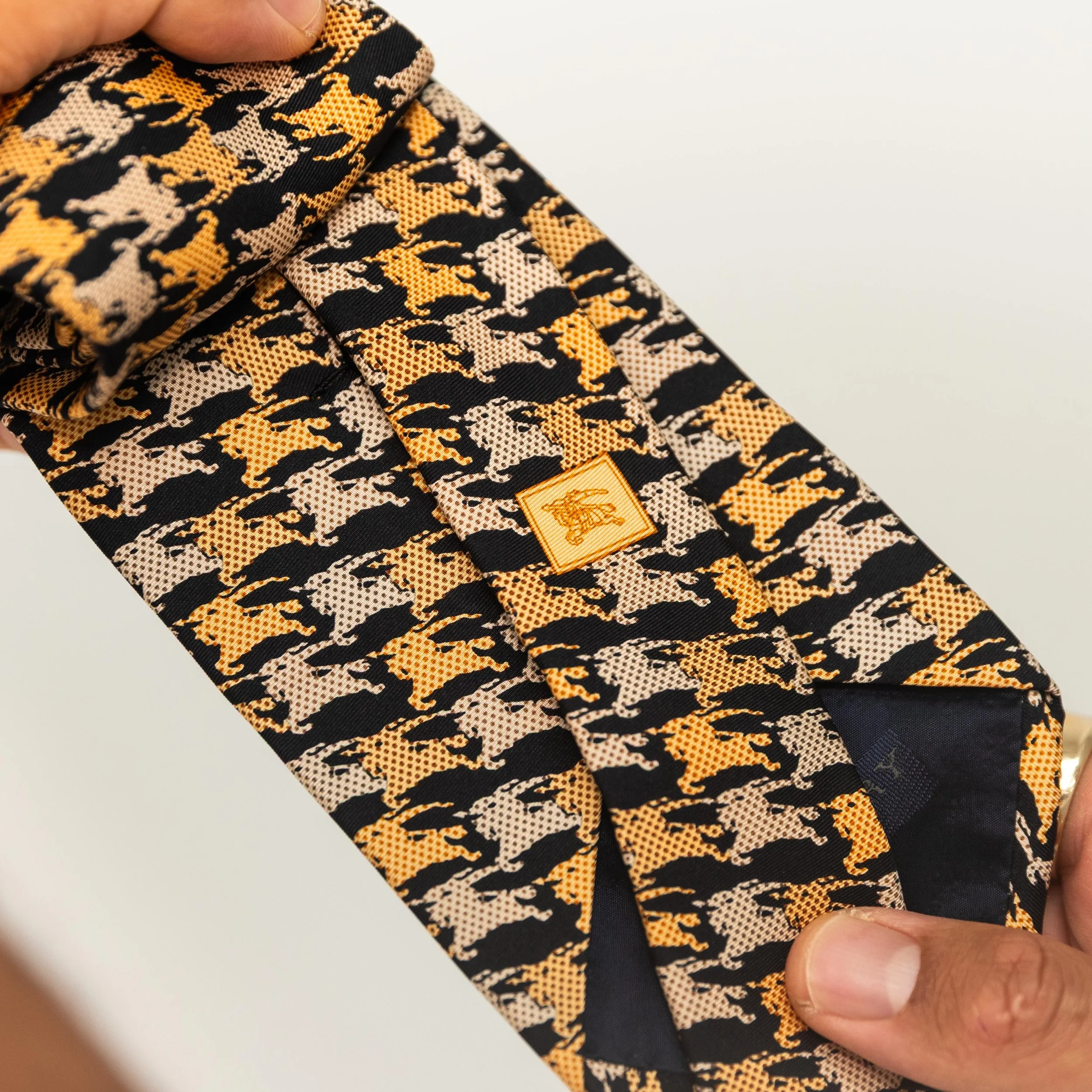 SWAVES STOCK DEC-61.jpg