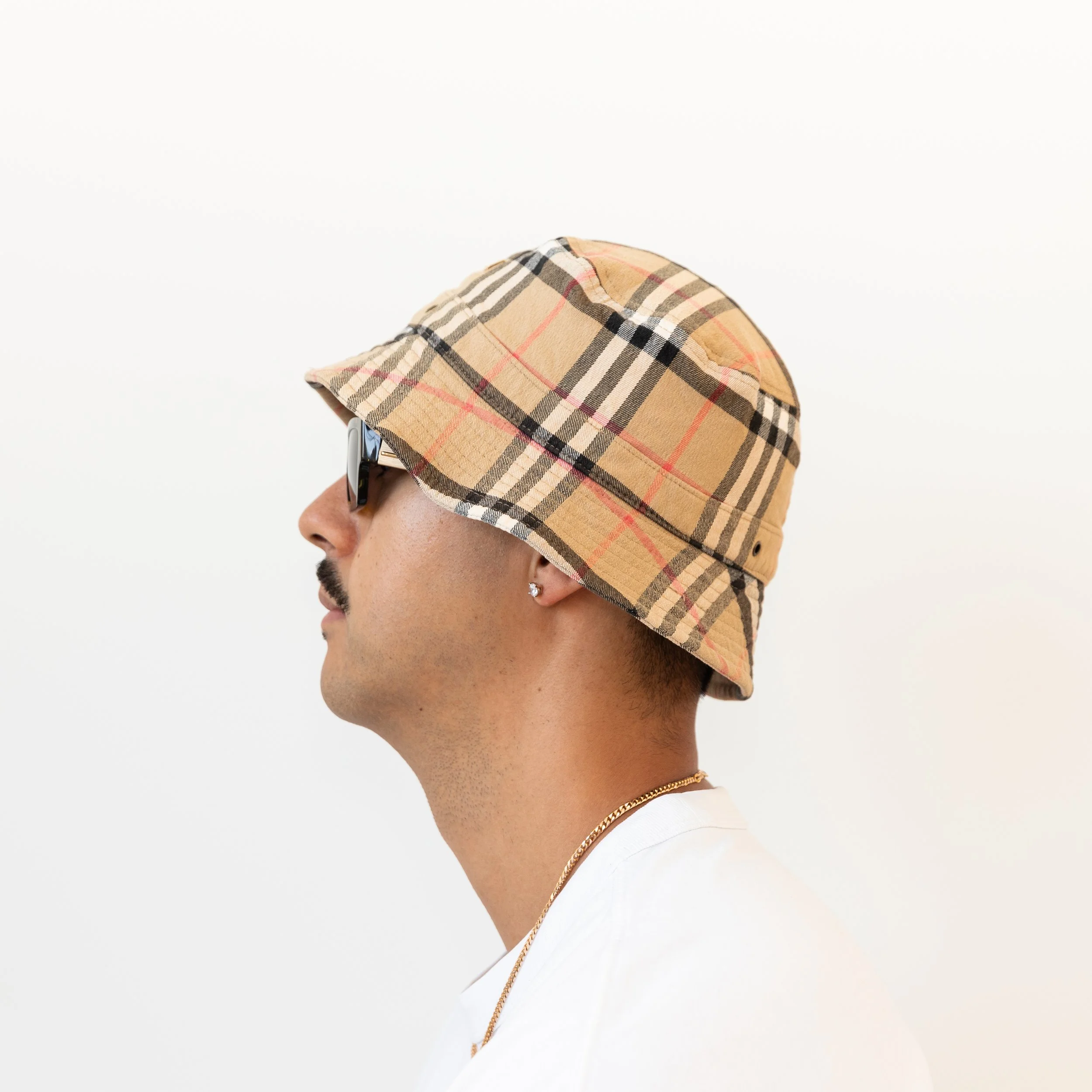 Swaves Stock MARCH-8.jpg