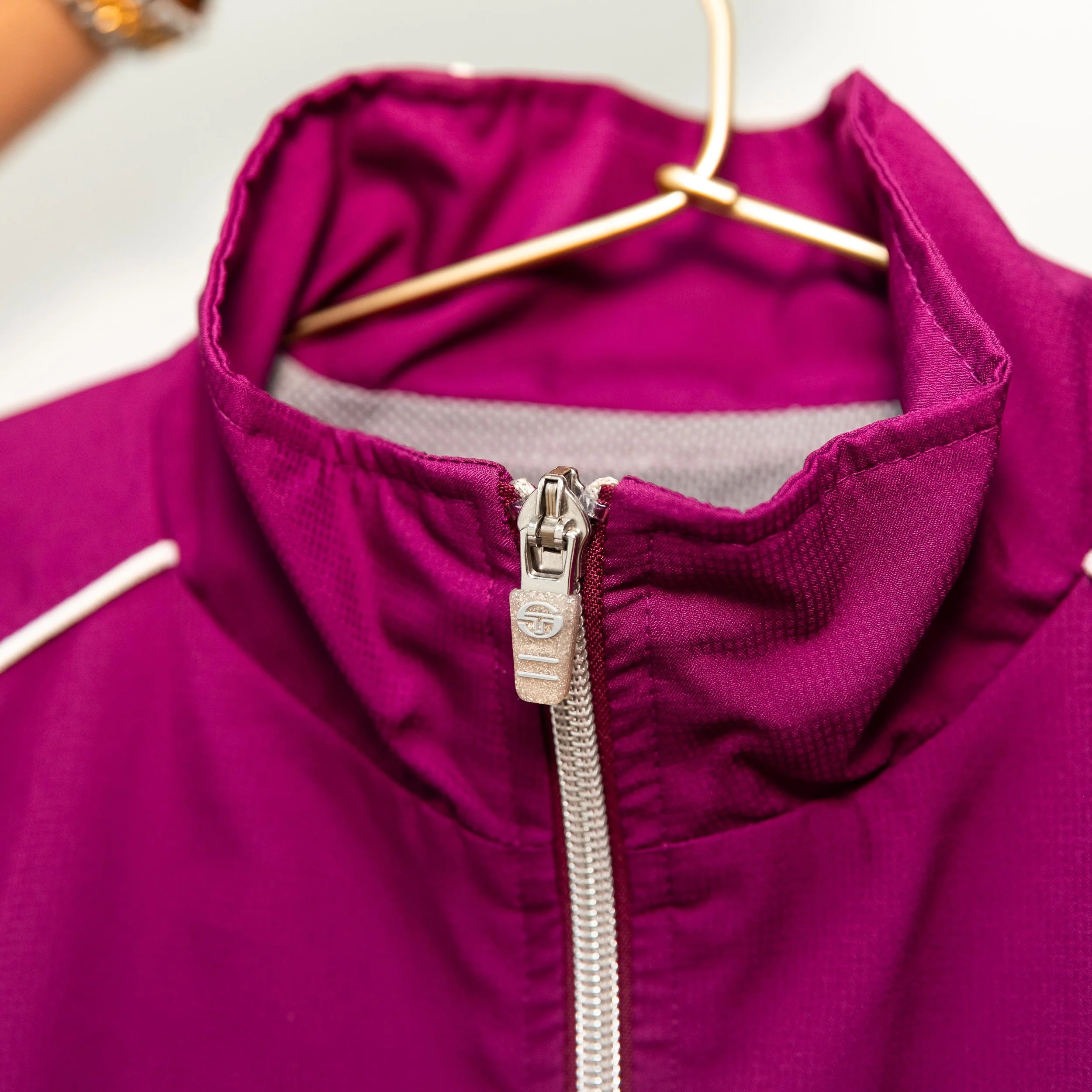 SWAVES STOCK DEC-76.jpg