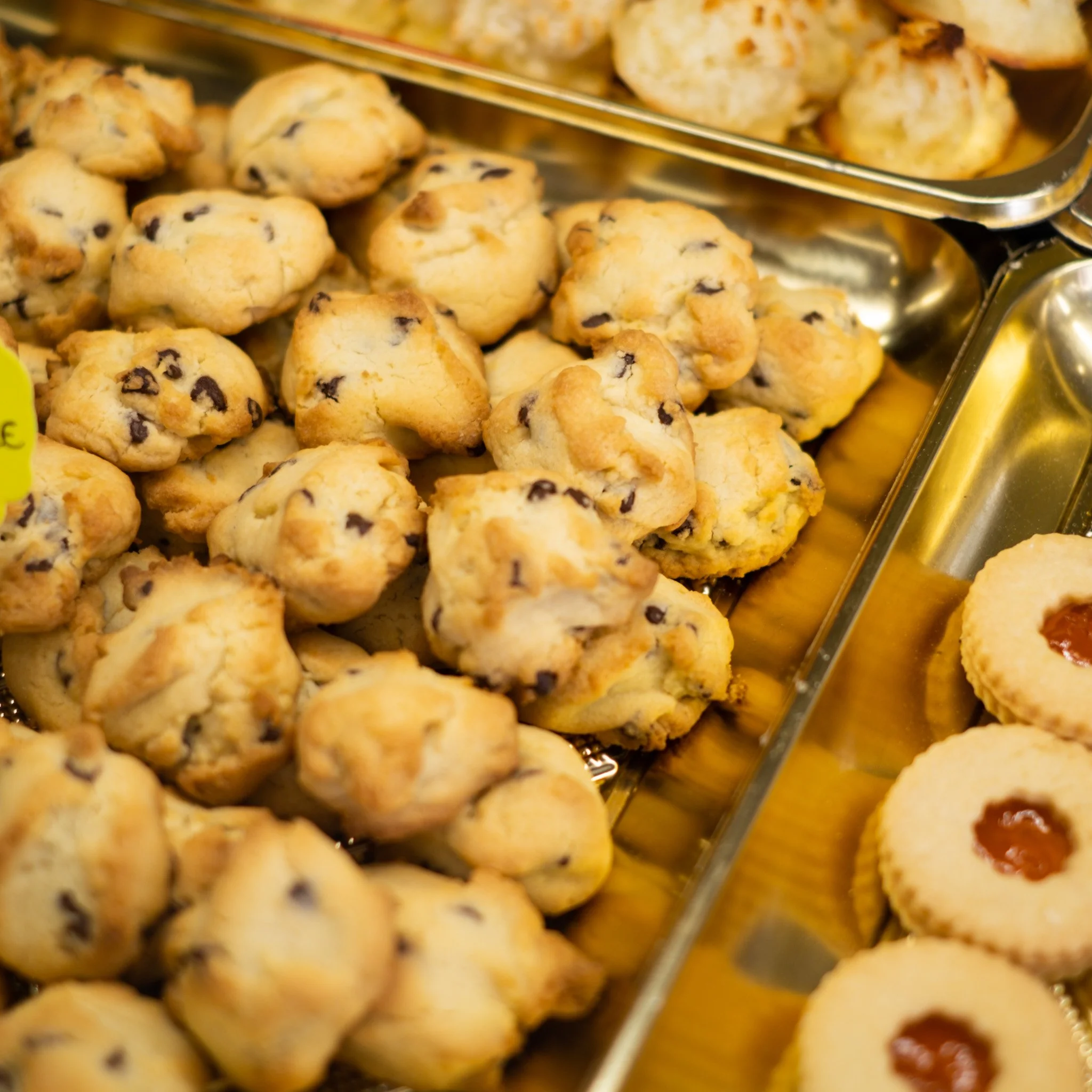 Biscotti al Burro con Cioccolato.jpg