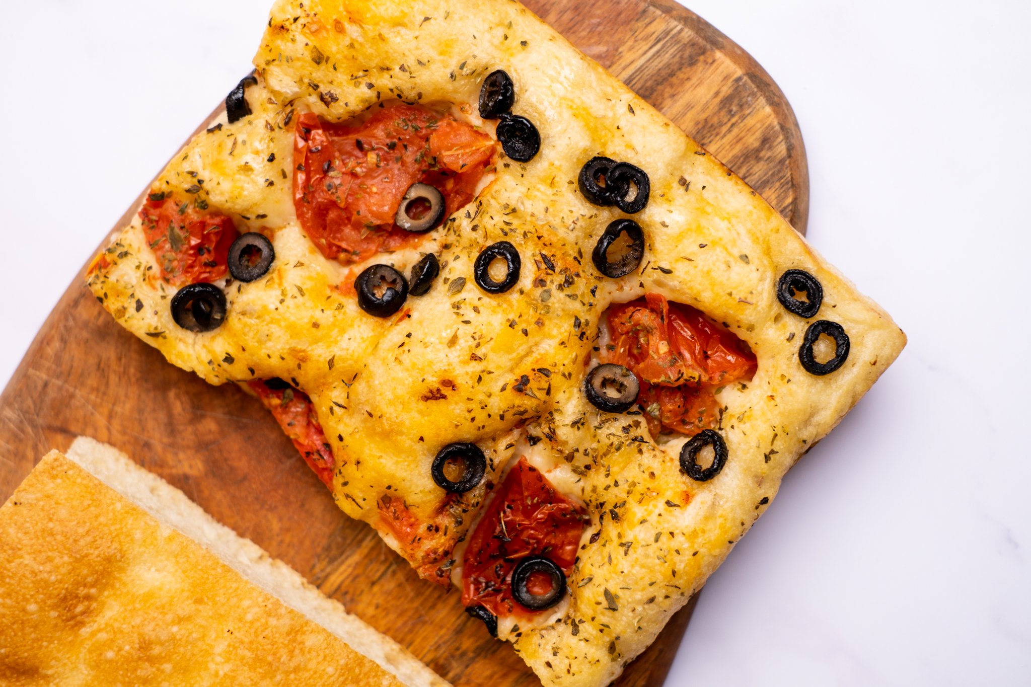 Focaccia Pugliese.jpg