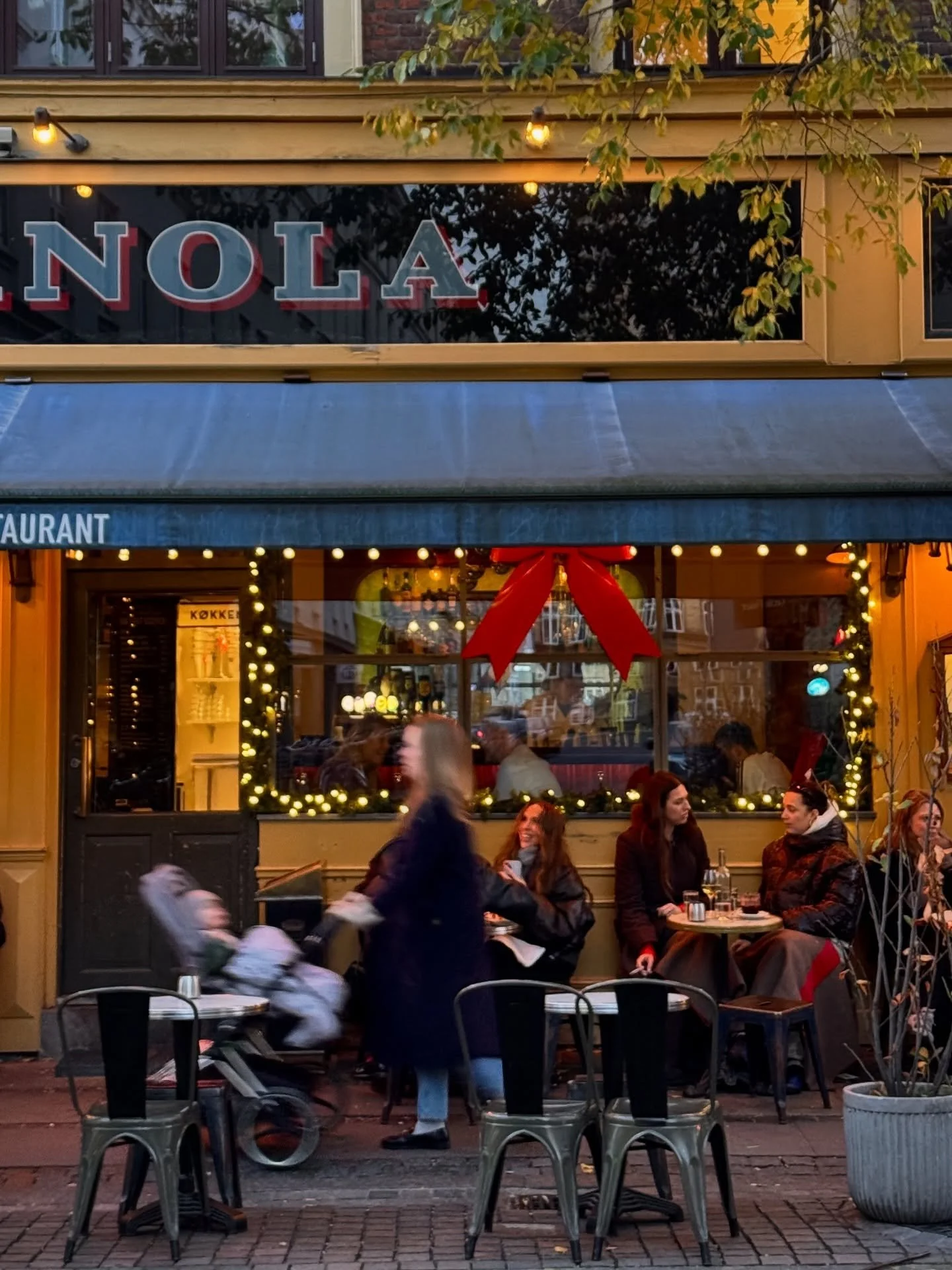 Copenhagen, also known as the capital of cosy. Especially in November and December. Don't let the cold scare you, put your layers on, take a hot drink and stroll the streets of Copenhagen while taking in the atmosphere. No one does the Christmas spir