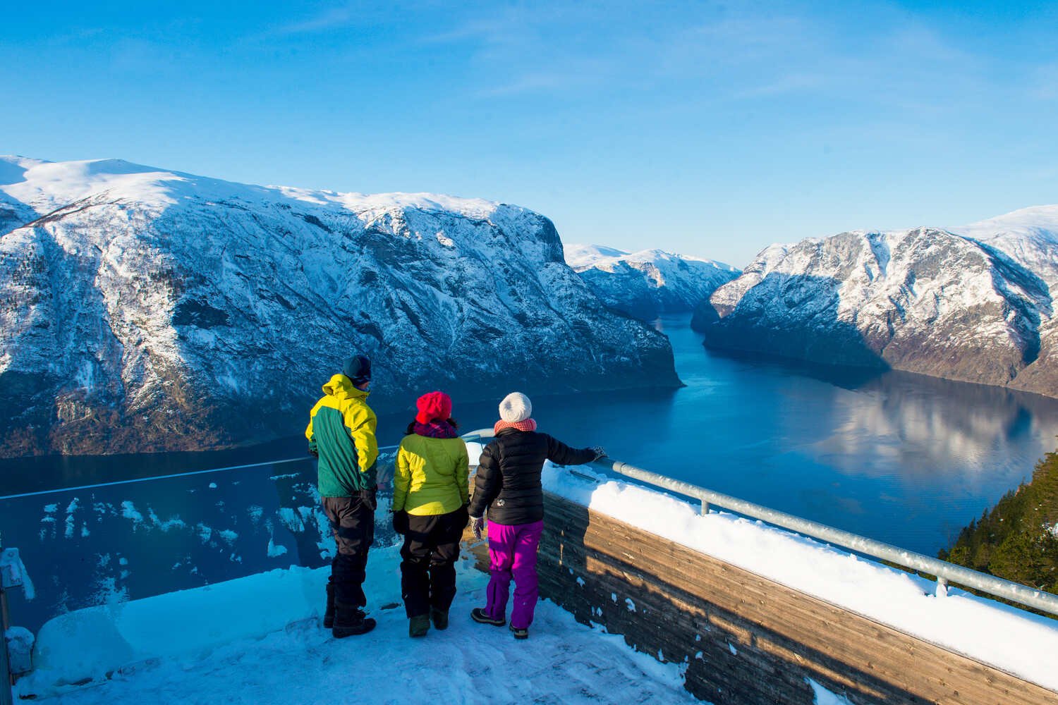© Sverre Hjørnevik www.fjordnorw.jpg