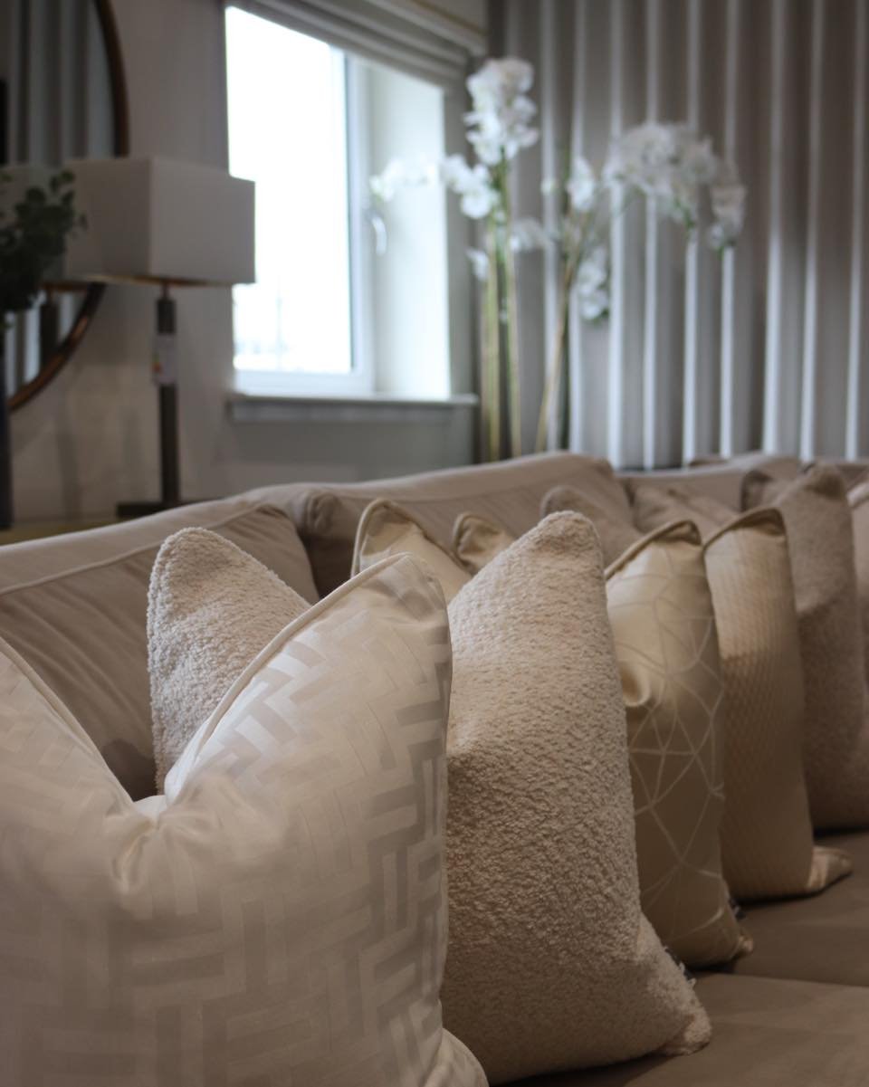 Luxury bespoke cushions are the perfect finishing touch to any lounge or bedroom 🤍

Get in touch for more info or to browse our extensive range of beautiful fabrics.

#luxuryinteriors #bespokedesign #interiordesigntrends #interiorfinishes #interiord