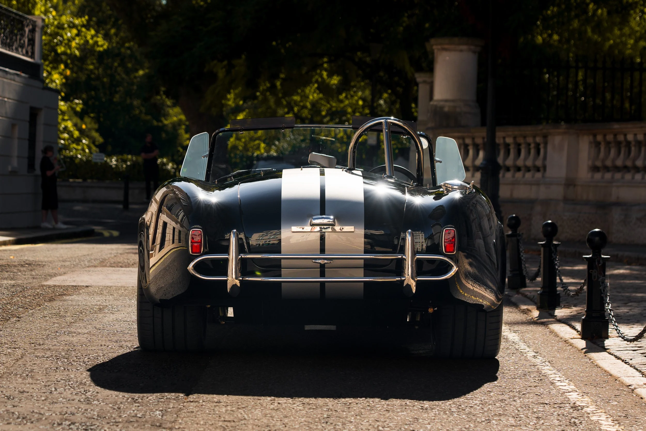 CSX10000 Shelby Cobras Return Home: Modern Upgrades for Legendary Cars in Britain