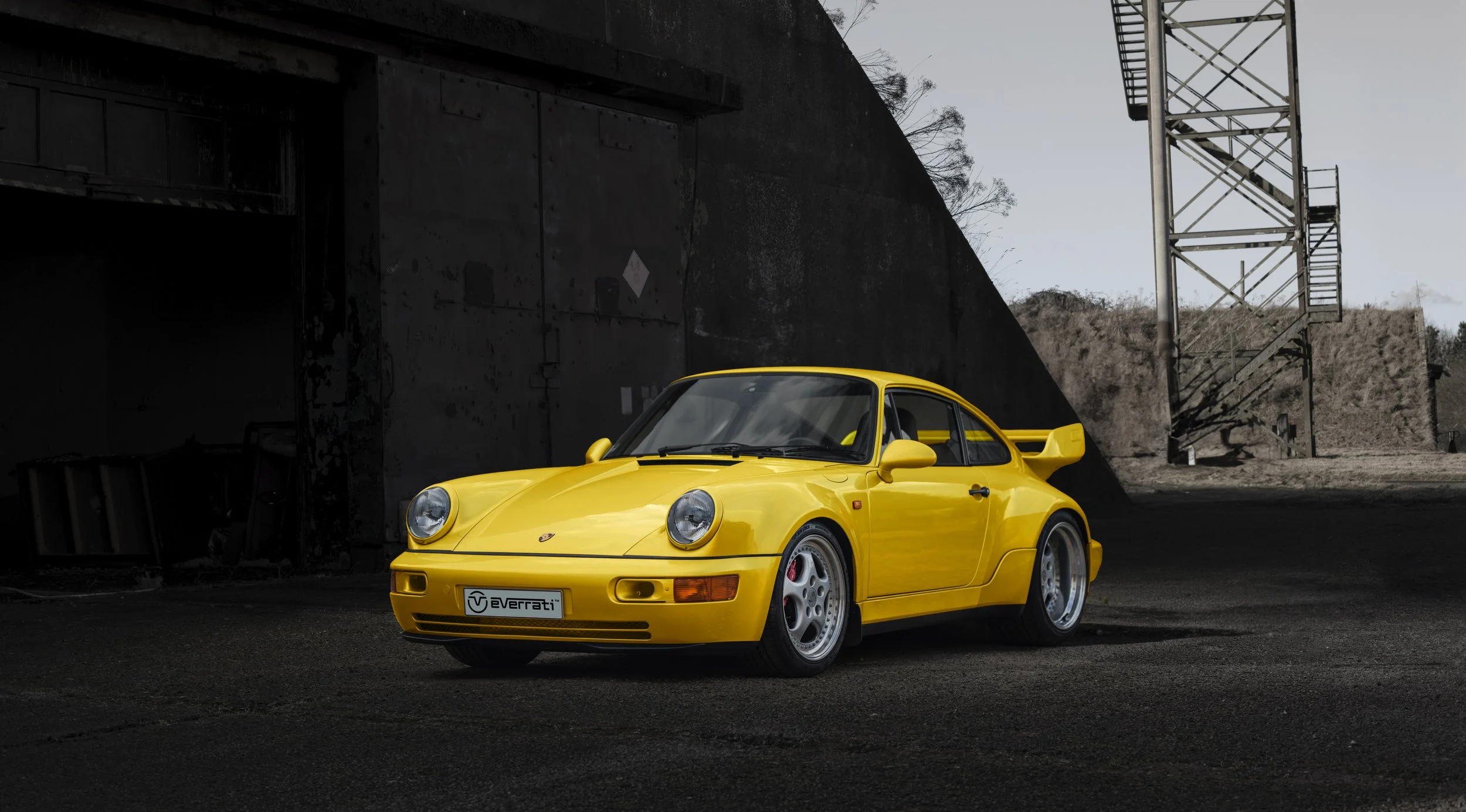 Everrati Reveals Electrified Porsche Tribute, Inspired by the Iconic Type 964 RSR