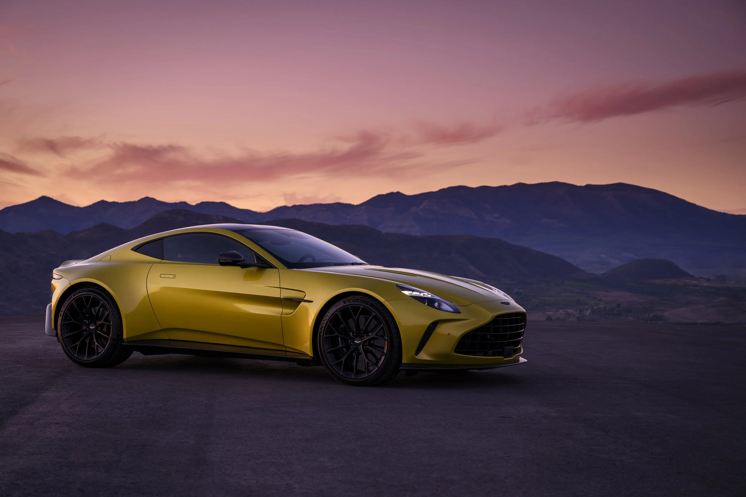 All-New Vantage Revealed: Designed to Captivate True Driving Enthusiasts