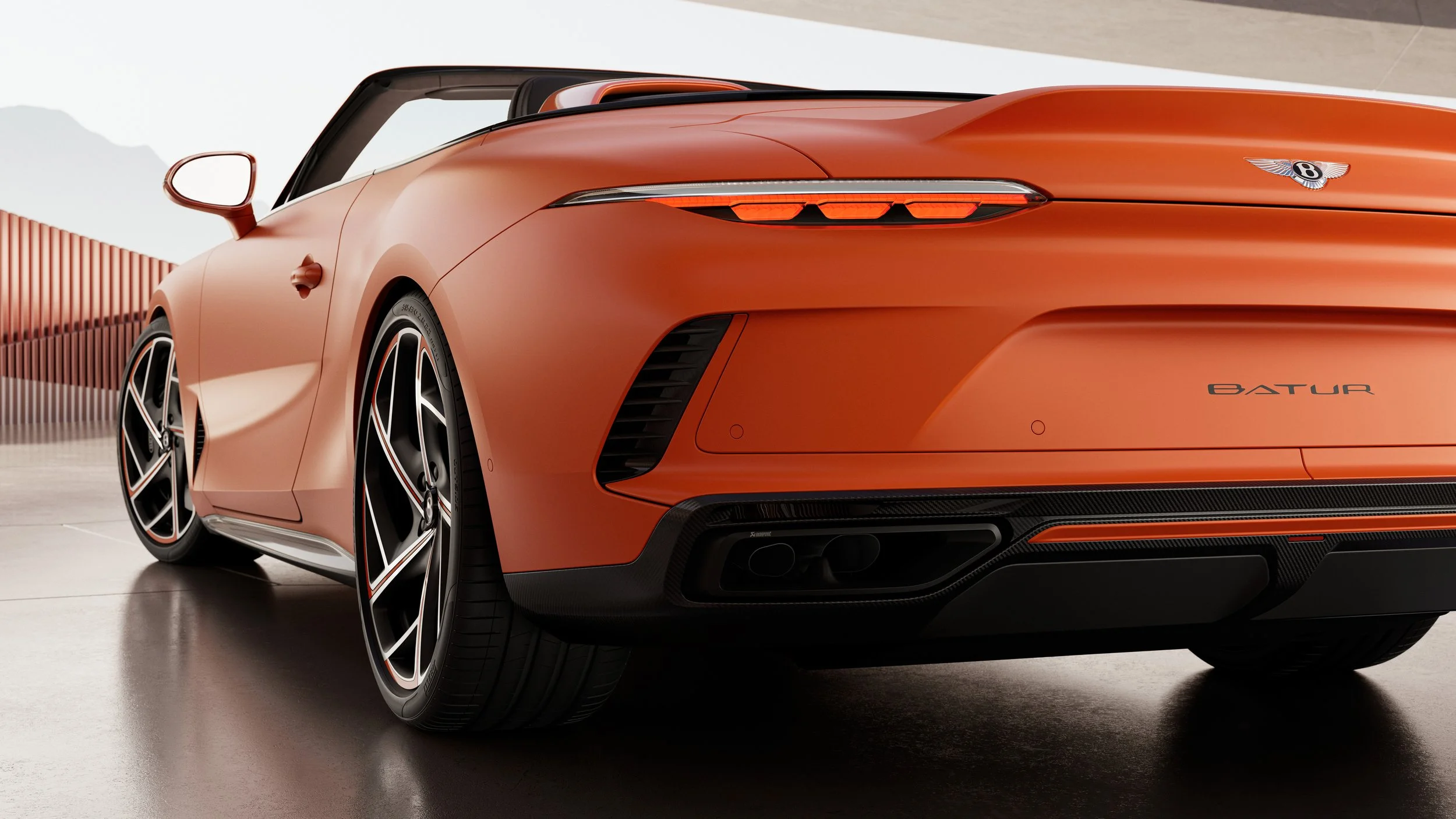 Bentley Unveils Batur Convertible: A New Coachbuilt Era of Luxury and Performance