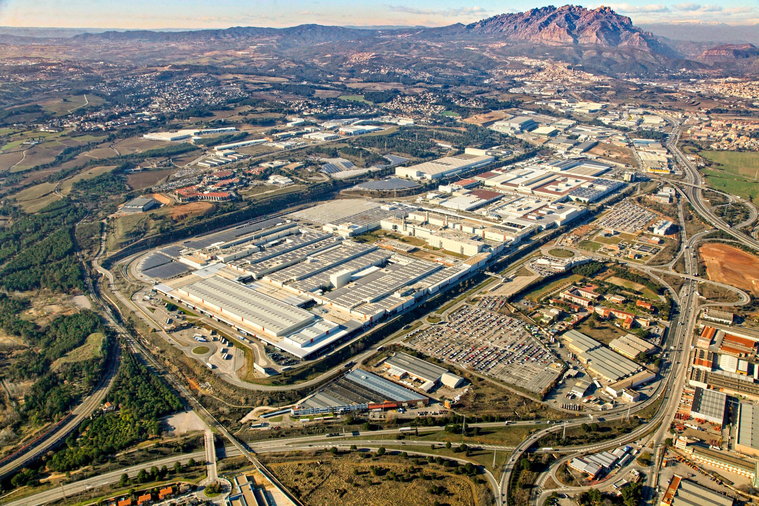 SEAT S.A. Breaks Sustainability Record in 2023, Showcasing Eco-Conscious Production and Inclusive Workforce