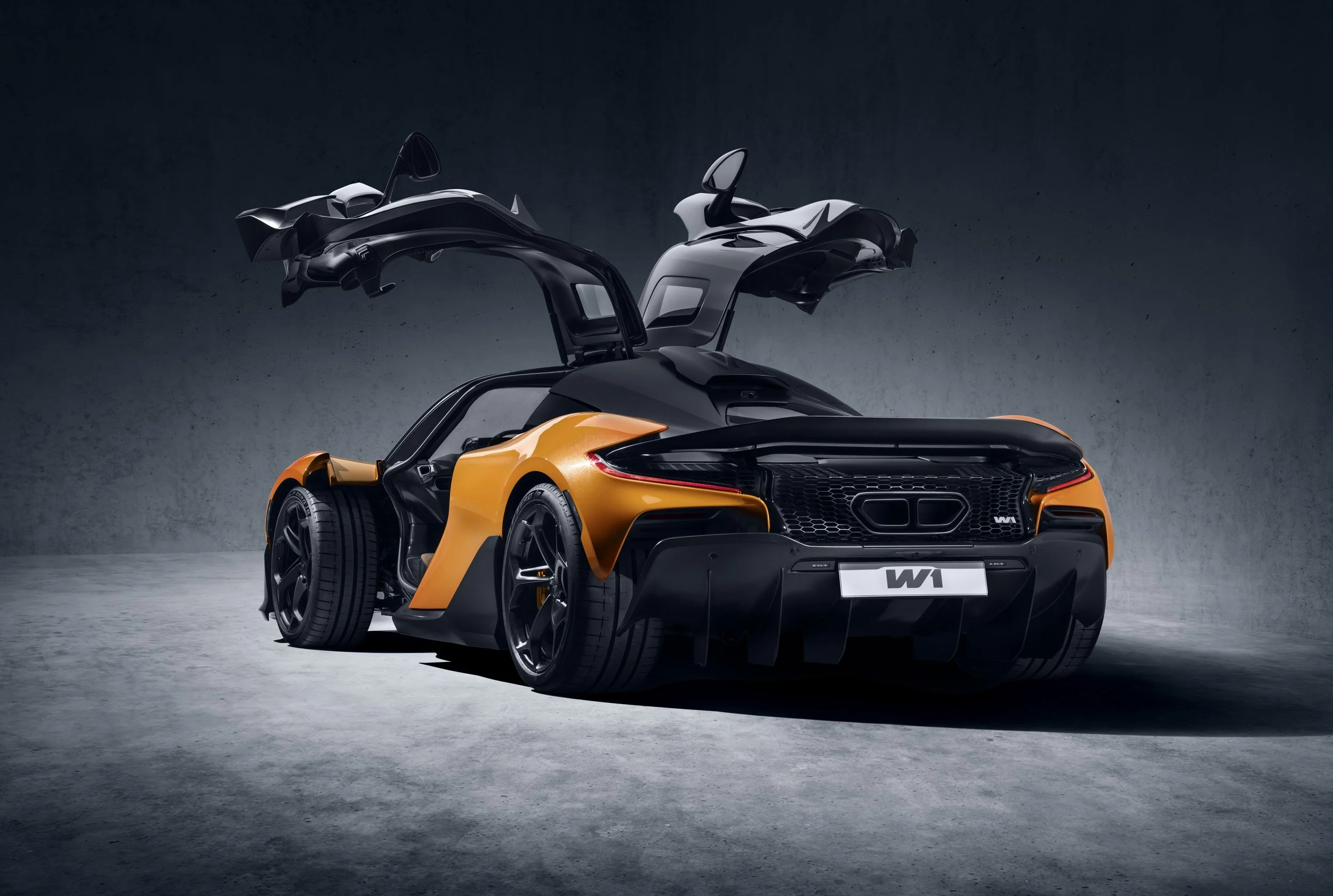 McLaren W1: The Ultimate Hybrid Supercar from McLaren’s Prestigious ...