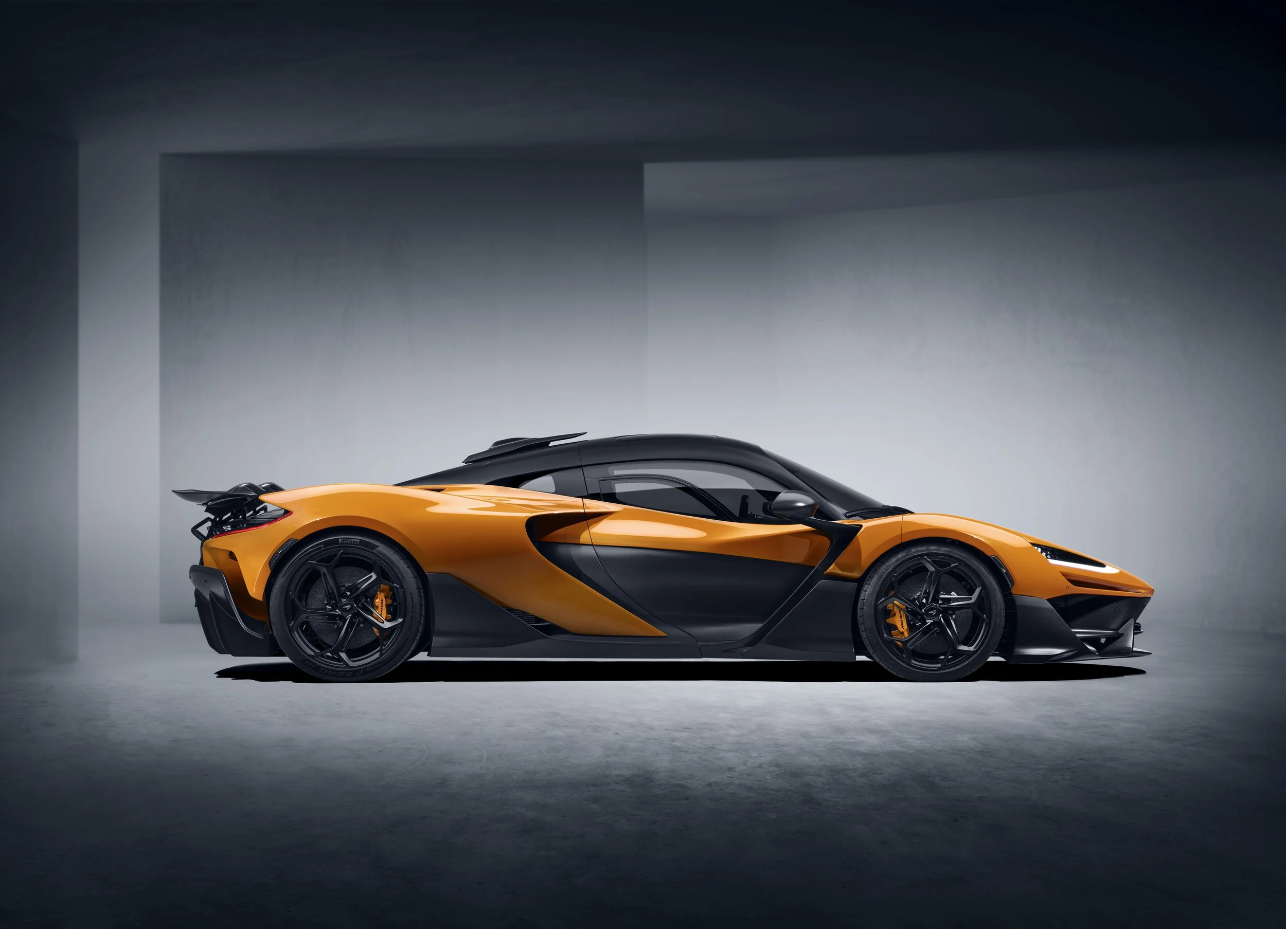 McLaren W1: The Ultimate Hybrid Supercar from McLaren’s Prestigious ...