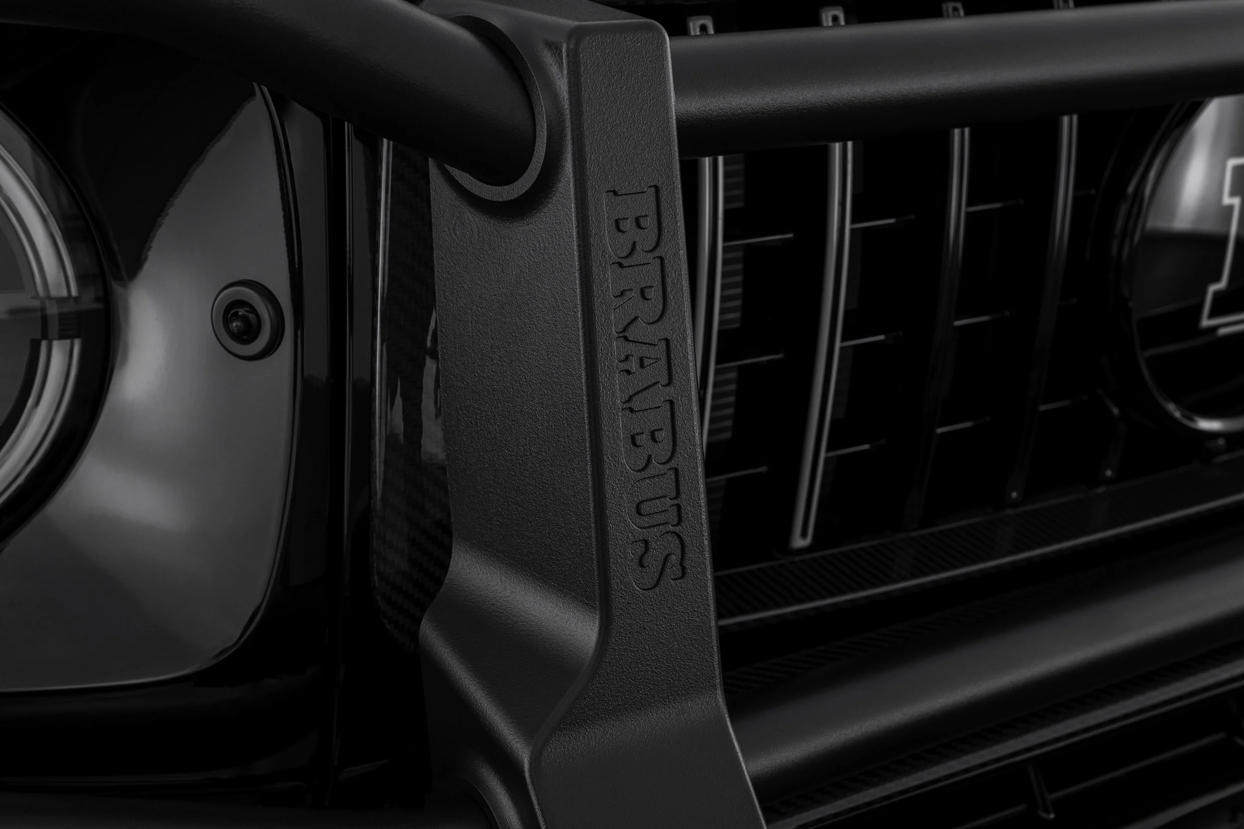 BRABUS XL 800: 800hp Portal‑Axle Off‑Road Supercar — Bisiluro