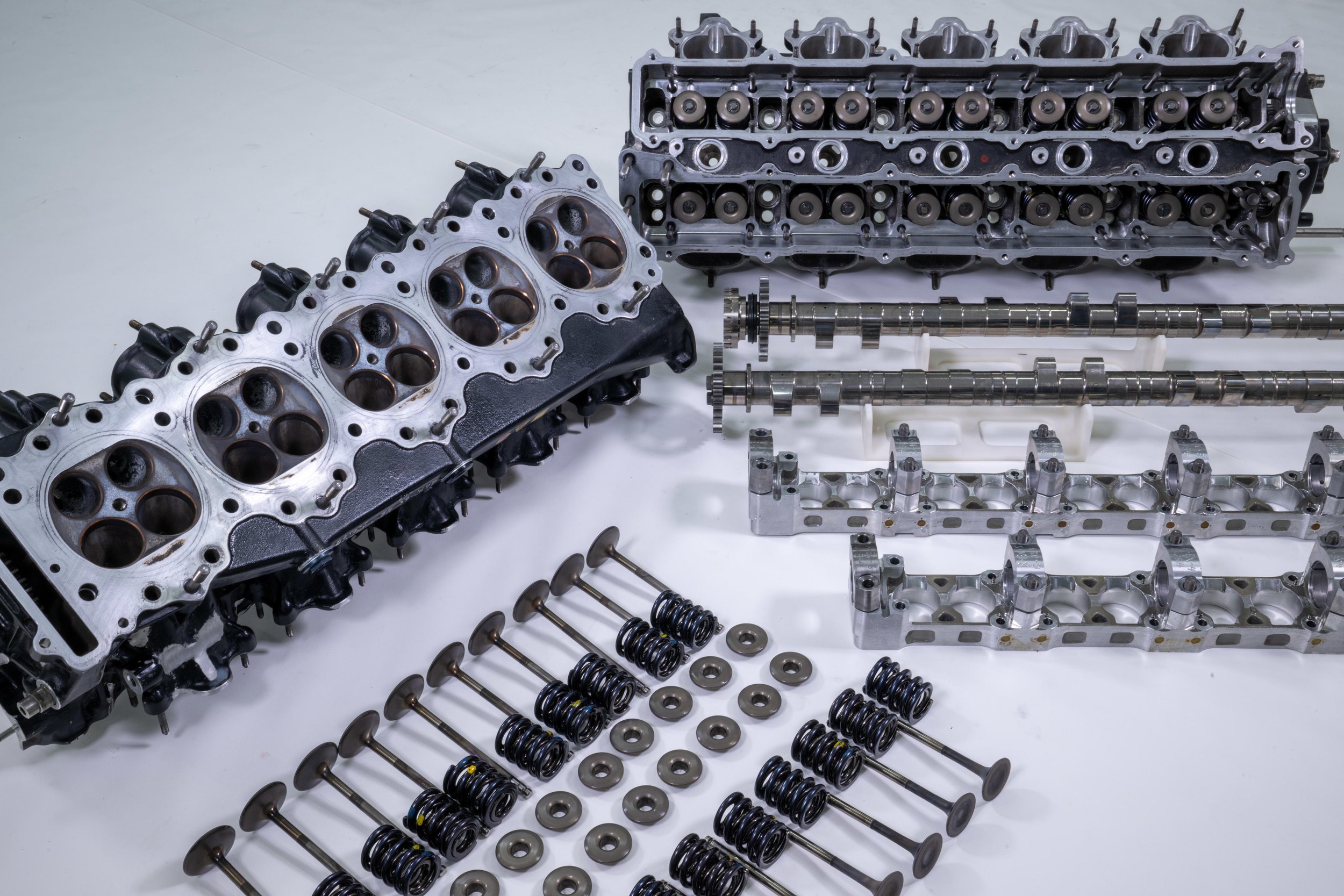 07 Senna's Last Honda V10 F1 Engine.jpeg