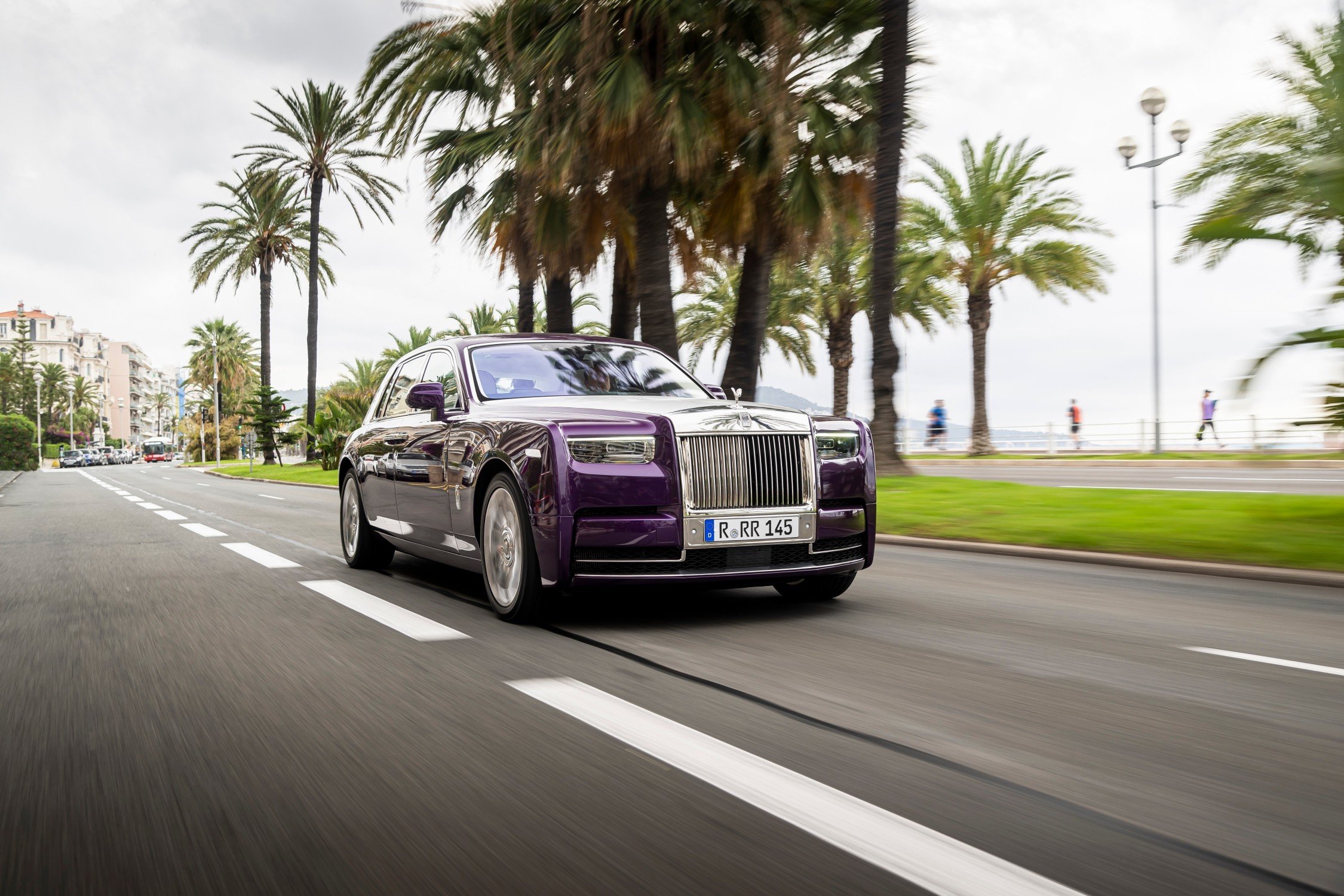 Rolls‑Royce Summer Riviera Experiences Return to Saint‑Tropez