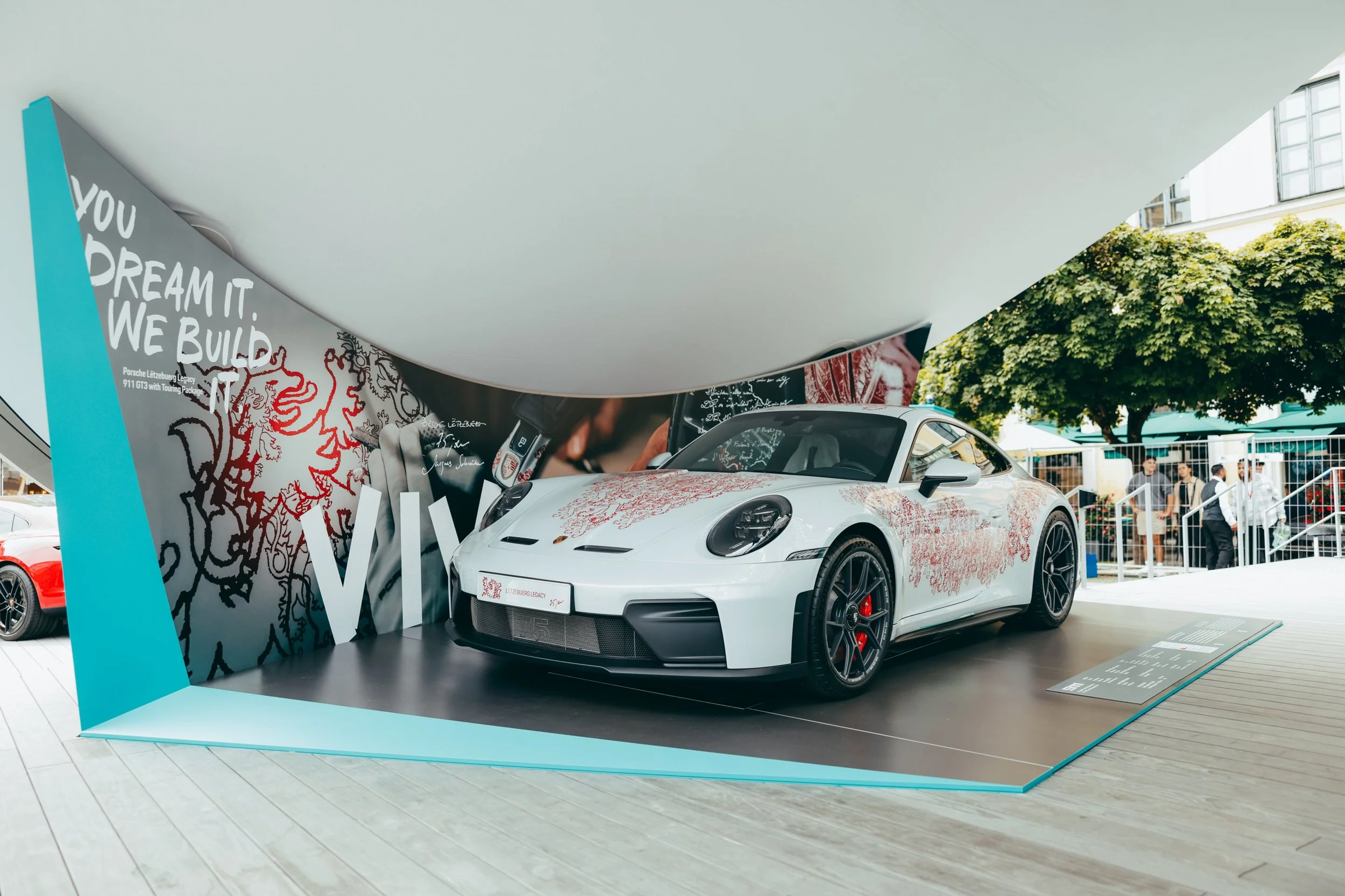 Porsche IAA 2025: Crest Focus and 911 Turbo S Debut