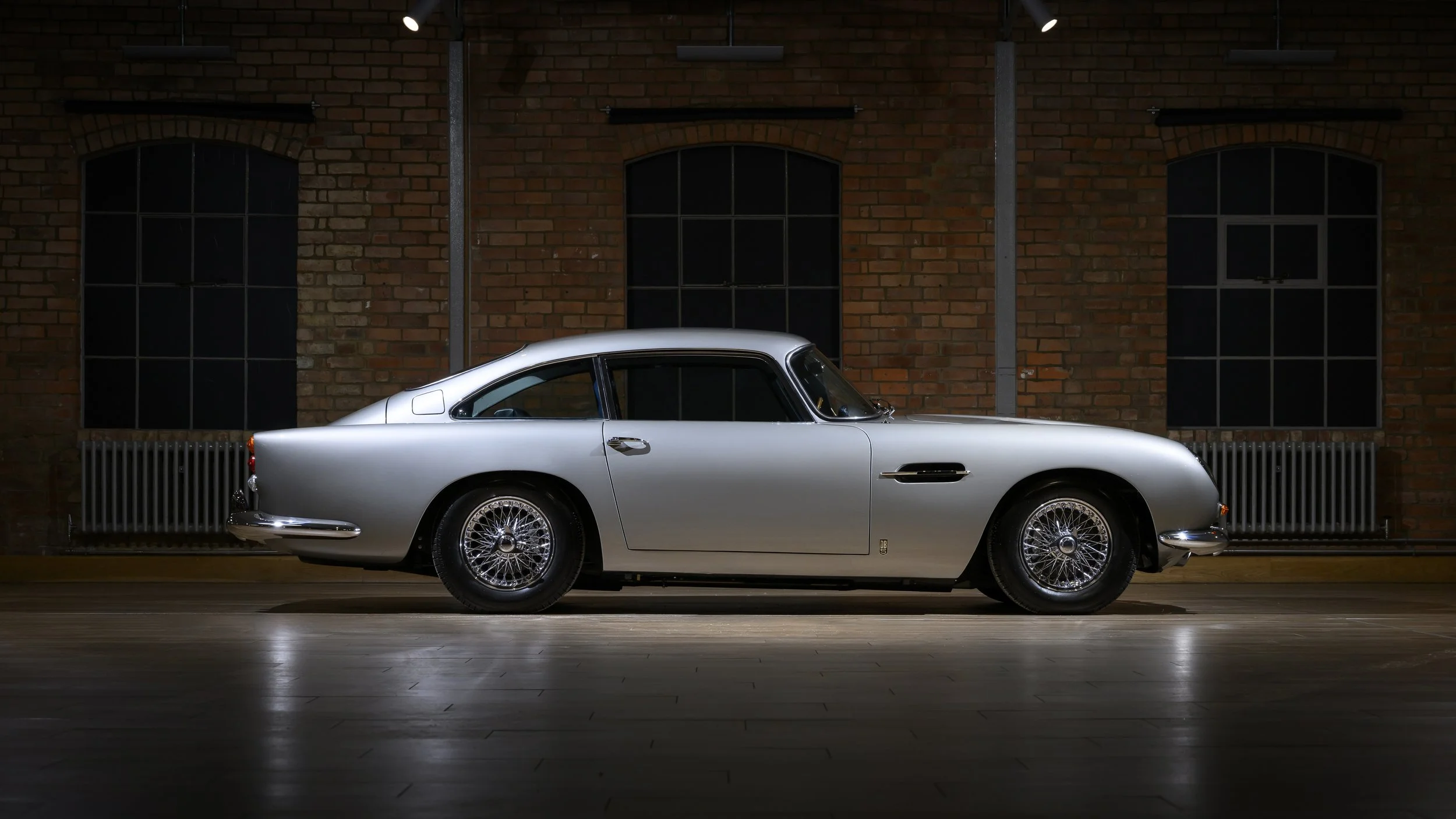 Mr and Mrs Williams' 1965 Aston Martin DB5 Vantage, post-restoration at Aston Martin Works (02).jpg