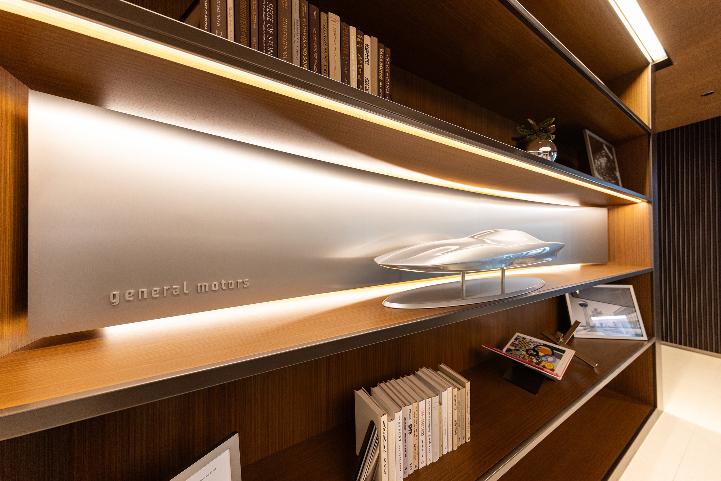 GM Returns to Woodward Avenue With Hudson’s Detroit HQ