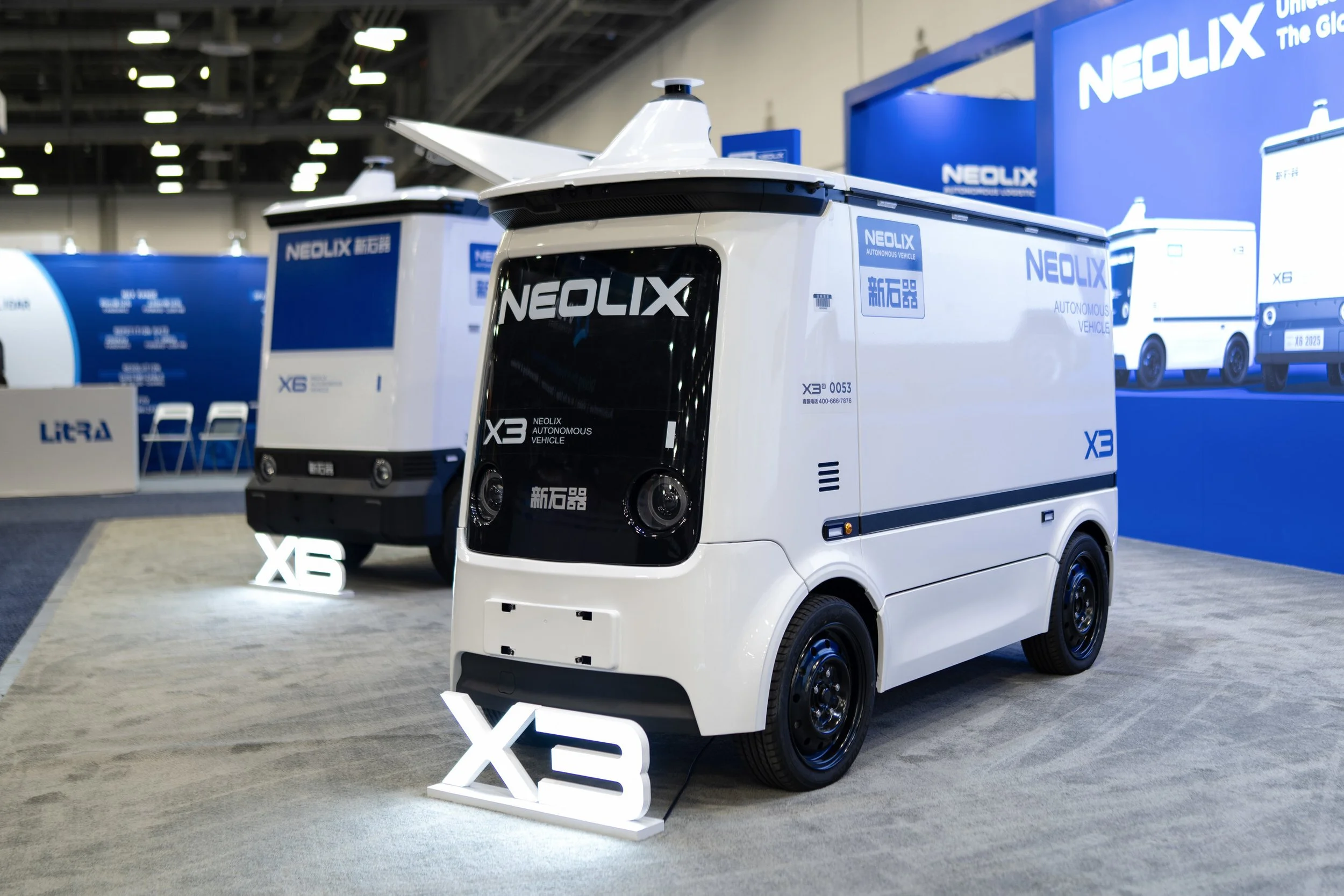 Neolix Unveils AI-Powered RoboVan Fleet at CES 2026 Live