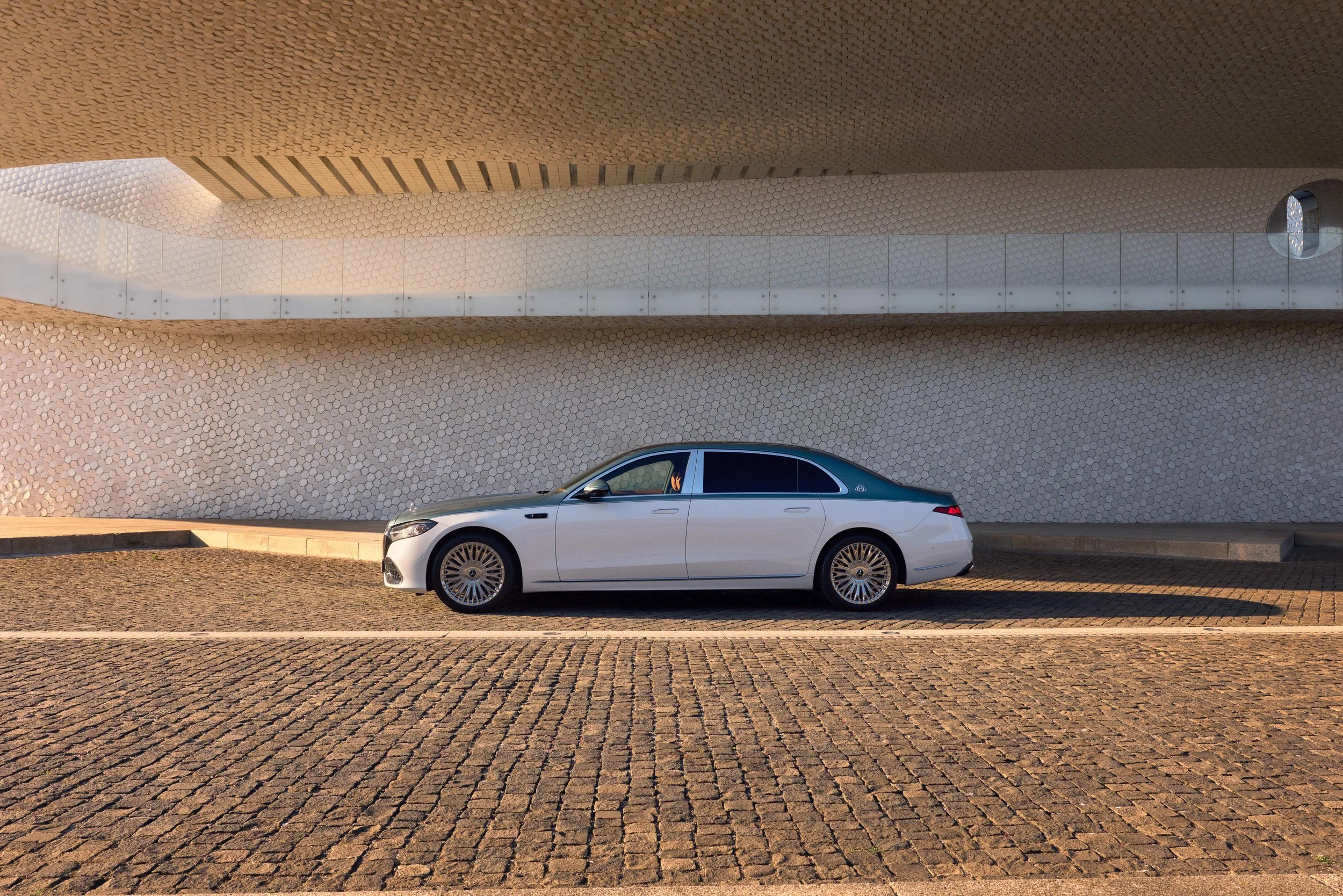 New Mercedes-Maybach S-Class Redefines Luxury Travel