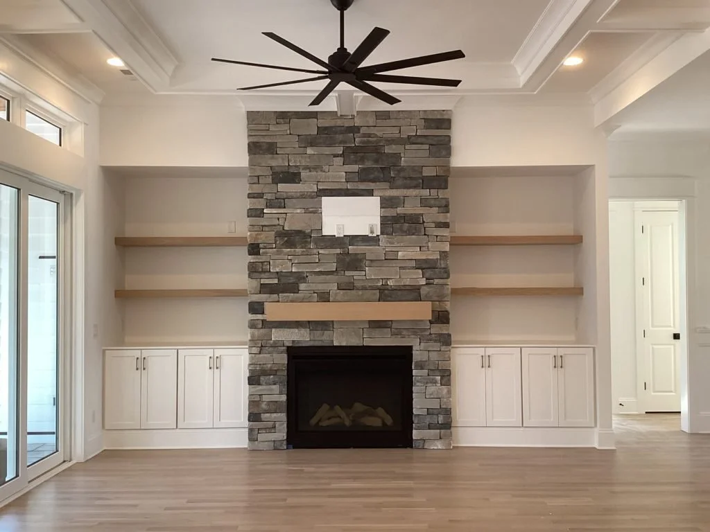 FLOATING SHELVES (6).jpeg