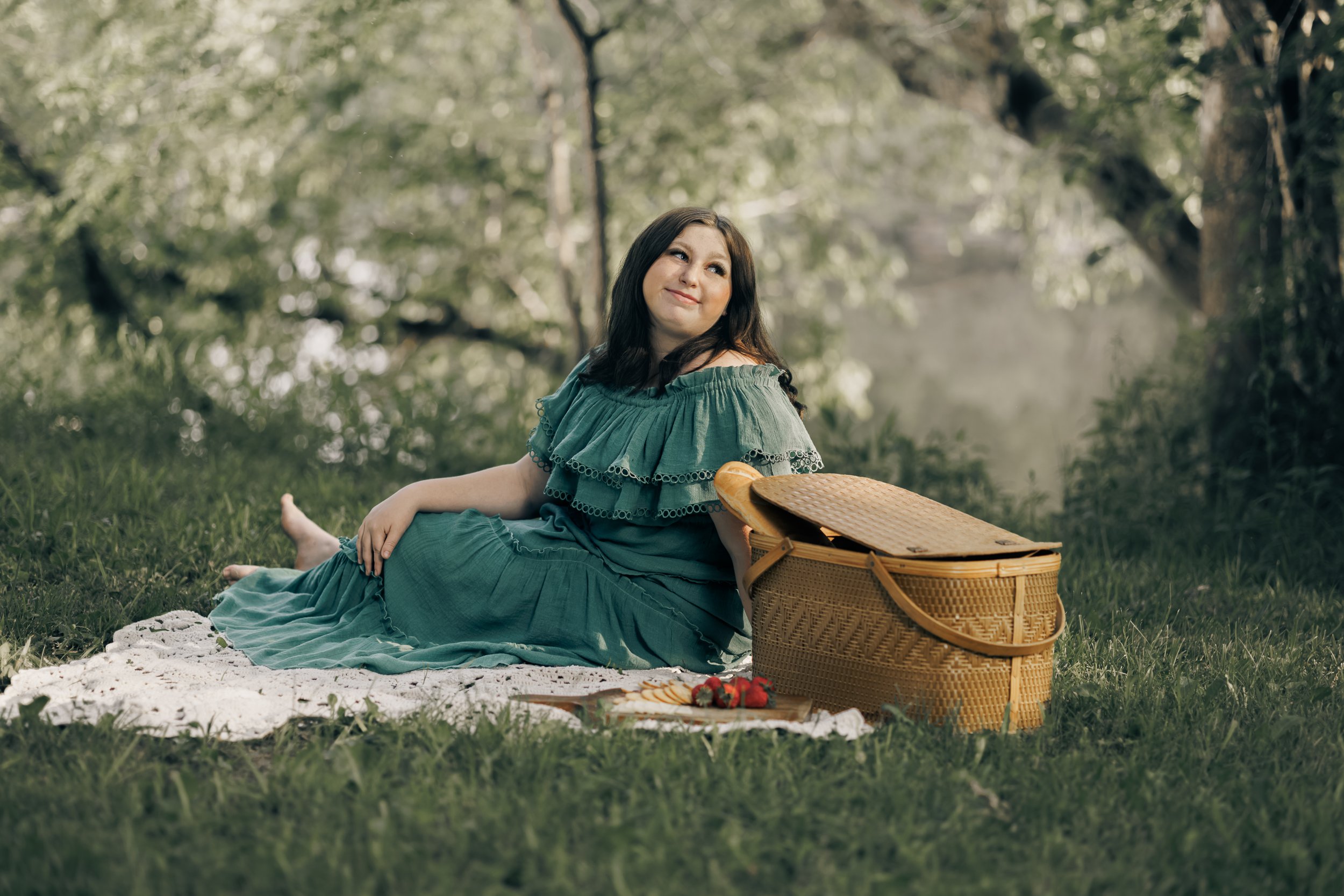 Girl with Vintage Picnic at Silver Mines Campground (1 of 1).jpg