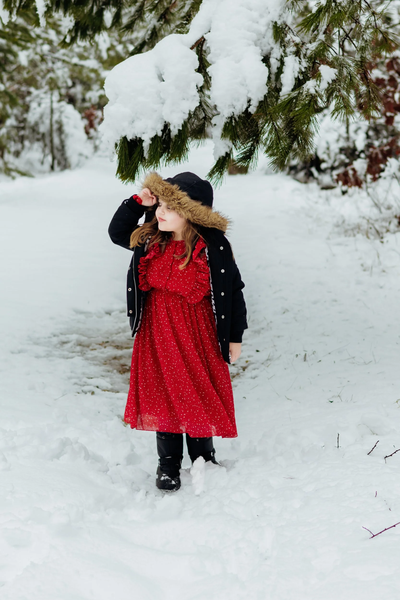Man sitting in woods (3 of 16).jpg