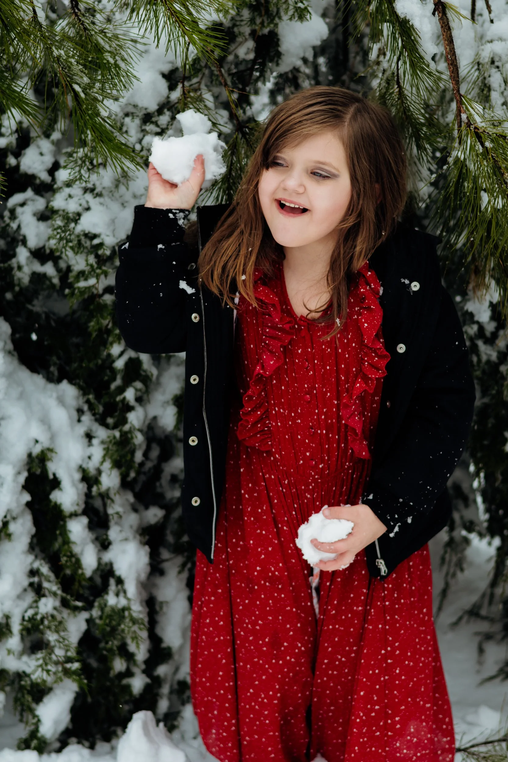 Man sitting in woods (10 of 16).jpg