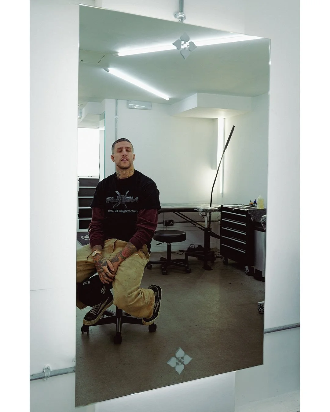 Starting the week off documenting the work life imbalance. Wouldn&rsquo;t have it any other way 🤍
@thelondonsocial @themanchestersocial