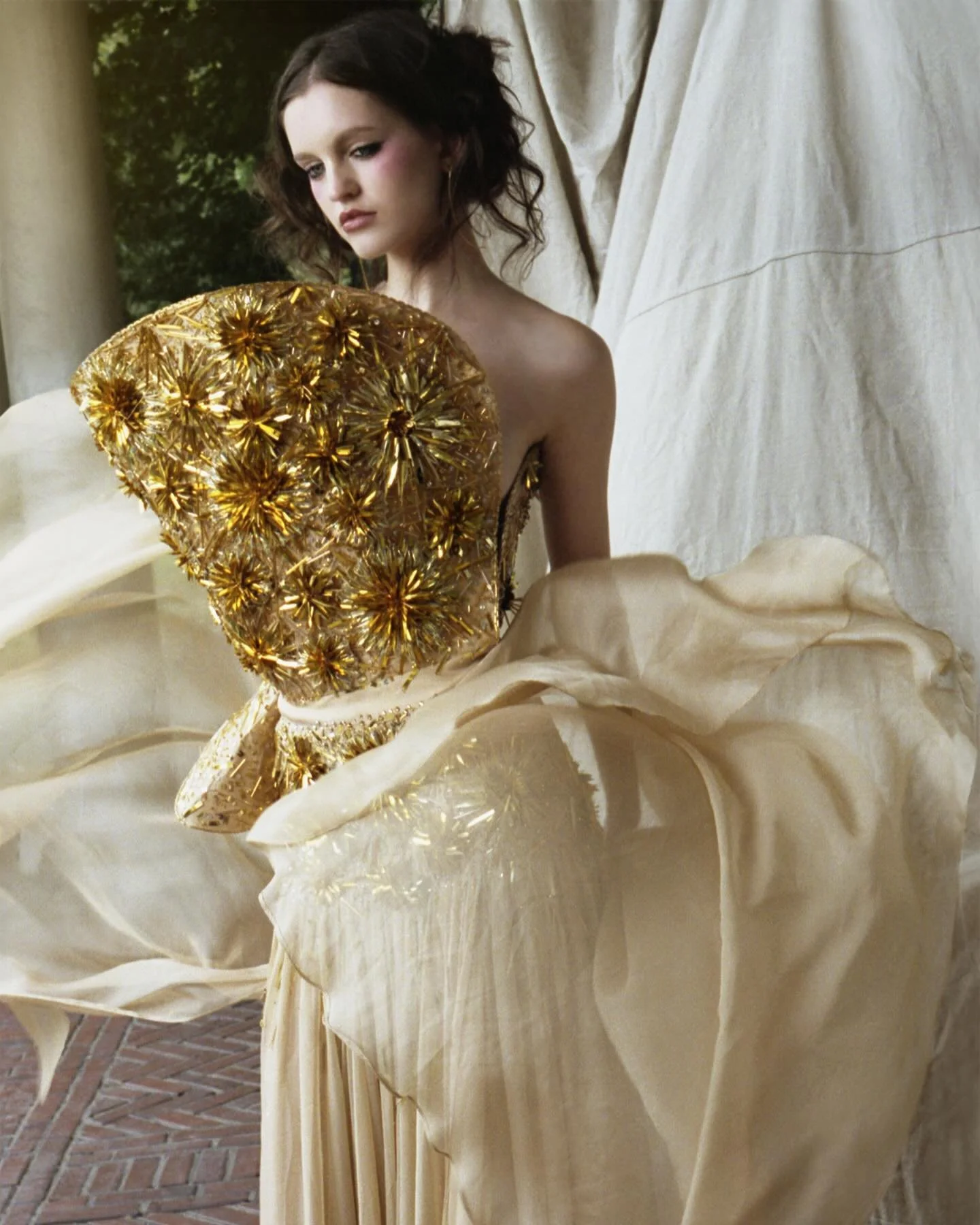 Our VALE earrings as seen in Lofficiel Baltic Magazine.
Earrings now available online 💫
.
.
.
Photography &amp; Styling: @natalieczyzyk
Lighting: @MasatoOnoda
MUA: @kristenruggieromakeup
Hair Stylist: @jhopxstyles 
Model:  @iamhollynicole
.
.
.
#scy