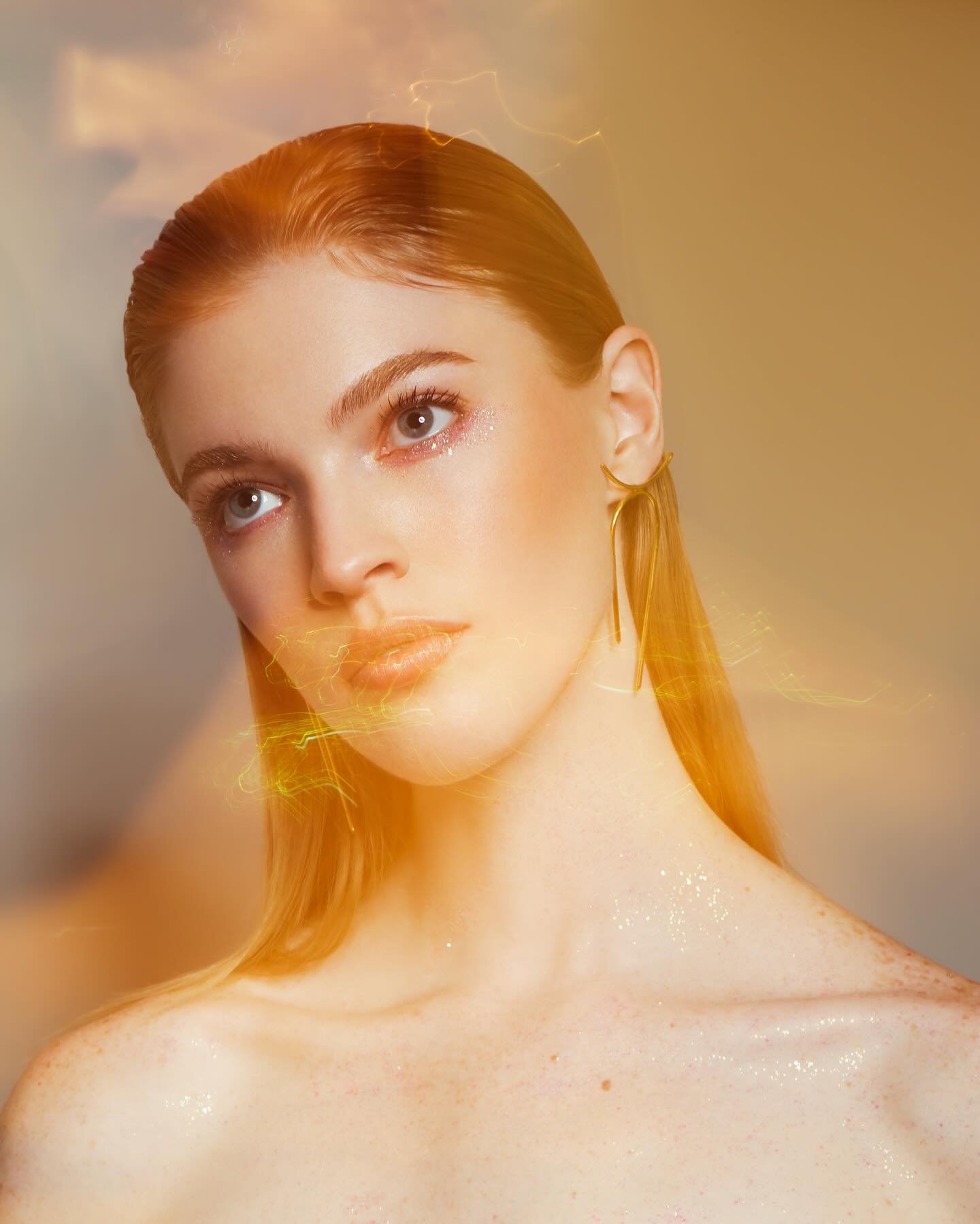 Our RISE earrings as seen in InStyle Greece ✨Earrings now available online 💫
.
.
.
Stylist: @styledbynikolett 
Photographer:  @nehastudios 
Model: @_saraheisel 
HMUA: @tashinyc 
Cinematography: @yukinybk
@flyingsolonyc 
.
.
.
#scylaboyerjewelry #jew