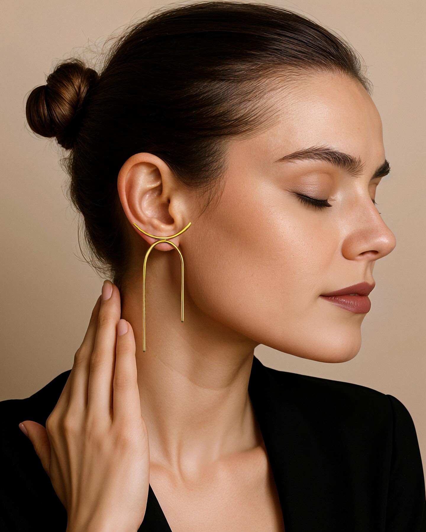 Our RISE earrings have been a top seller for years and have been featured countless times! They&rsquo;re now available online, so go grab your pair 💫
.
.
.
#scylaboyerjewelry #jewelry #earrings #statementearrings #goldearrings  #statementjewelry #ar