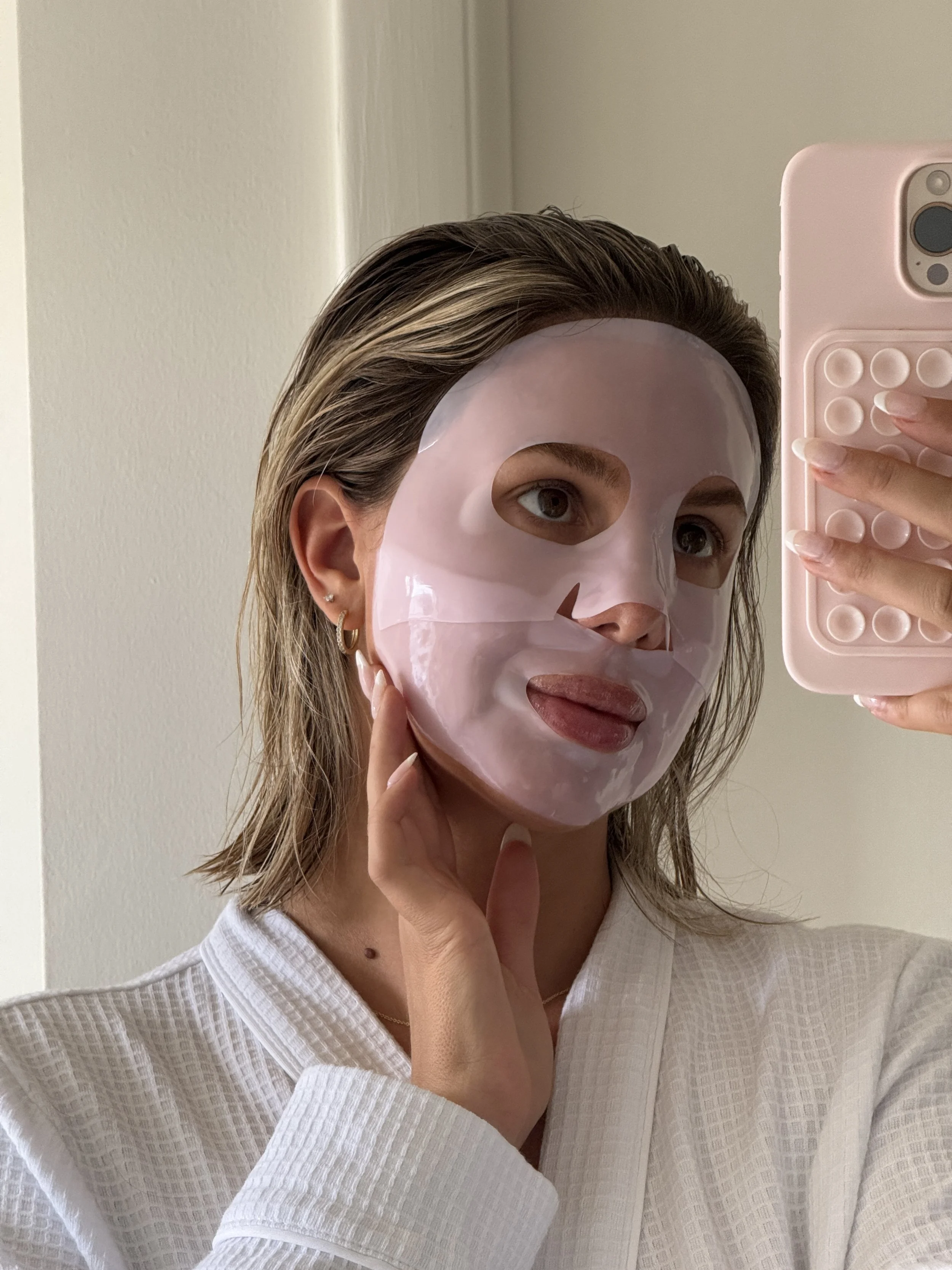 30-Year-Old Skincare Routine: Expert Tips from an Esthetician