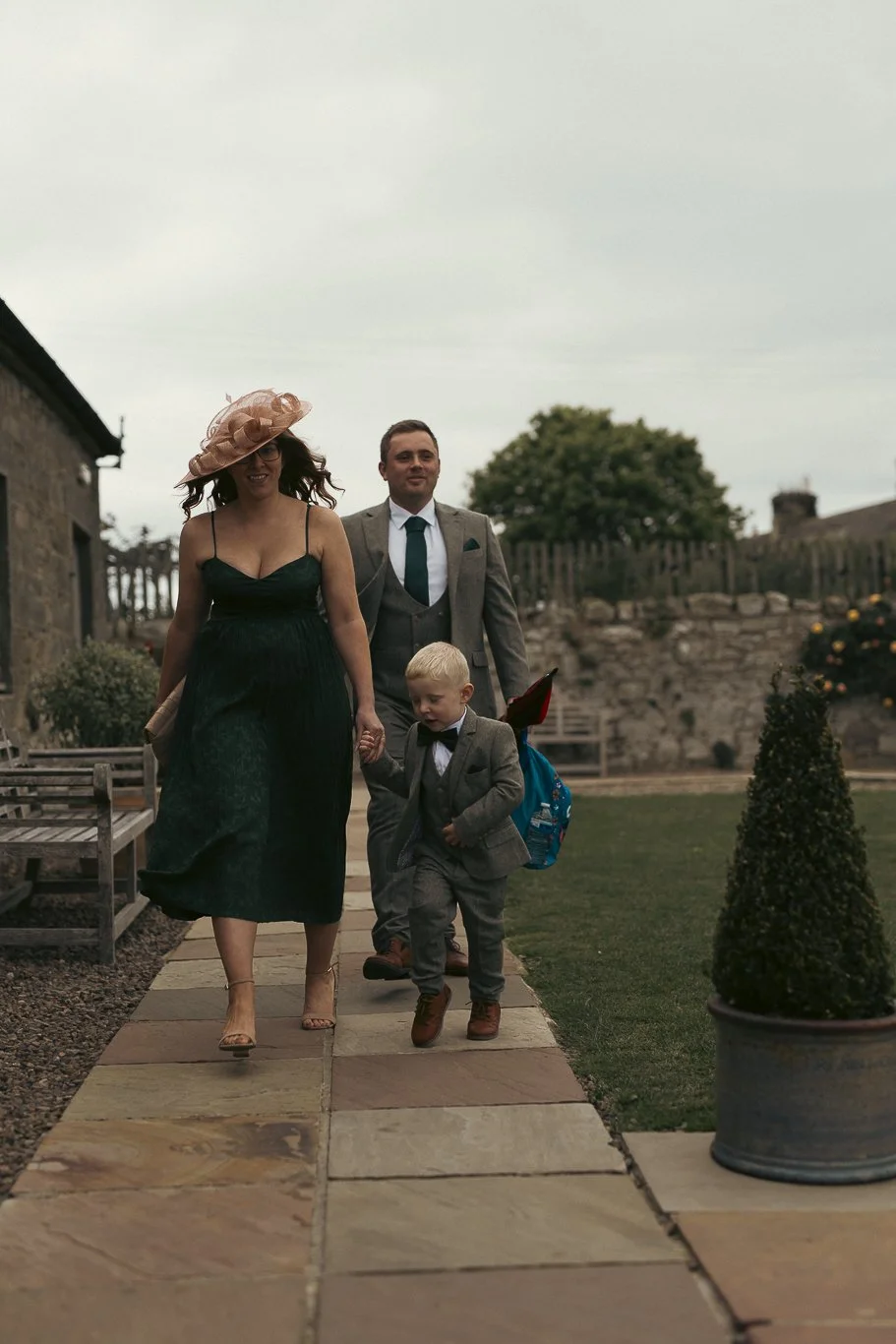 1.1 Guests Arriving-41.jpg