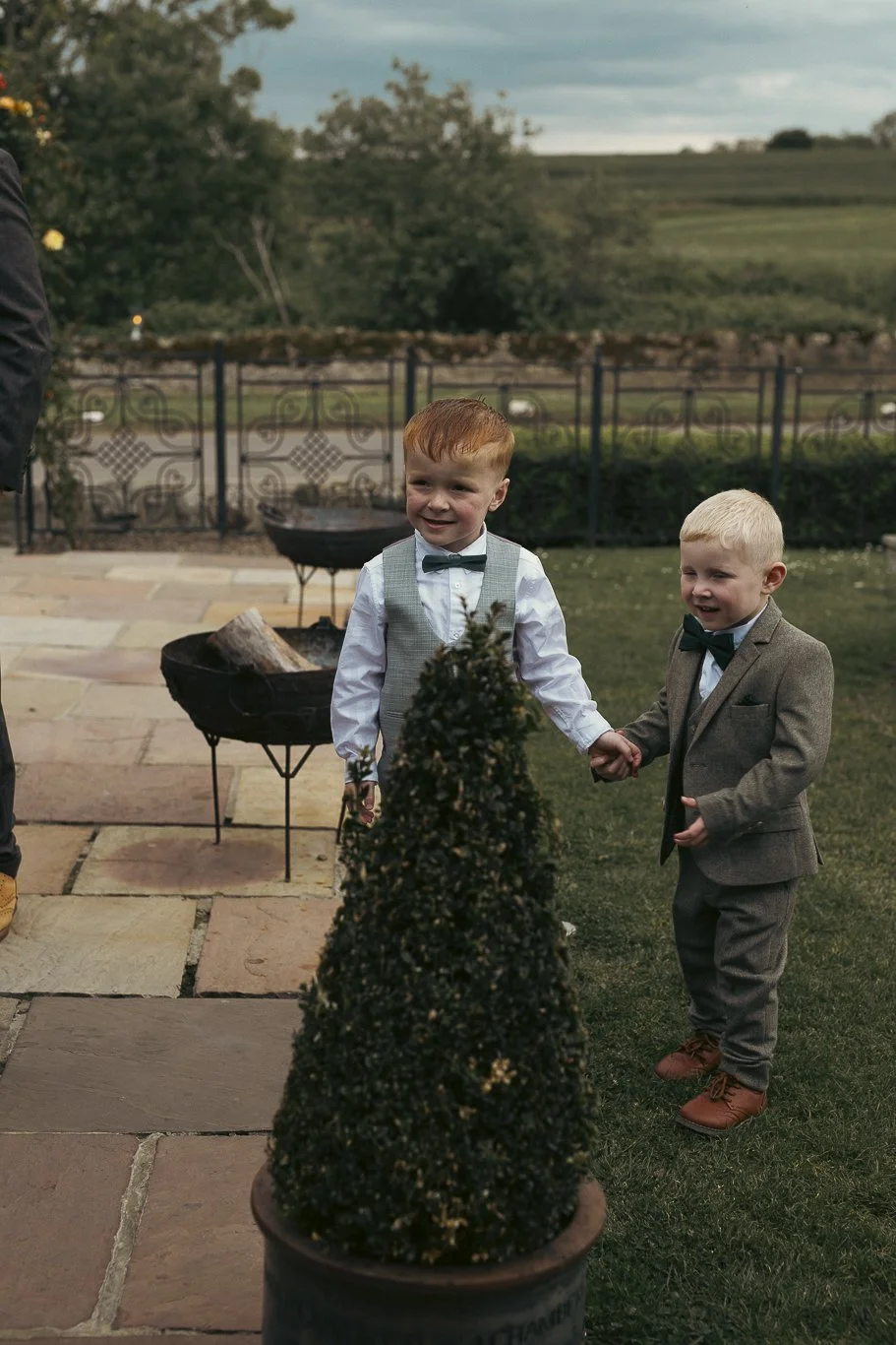 1.1 Guests Arriving-47.jpg