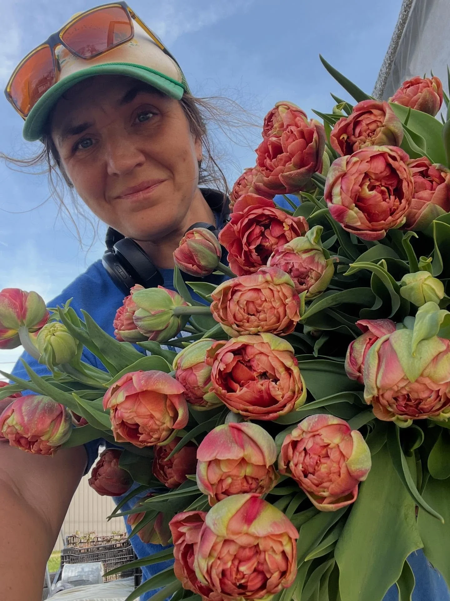 Lots of flowers coming to market this weekend.. 
*Saturday- Lexington Farmers Market, Tandy Park, 8-2
*Saturday- Douglass Loop Farmers Market, 10-2
*Sunday - Lexington Farmers Market, Southland Drive, 10-2
thanks for shopping local! Xoxoxo 
*****
#fl