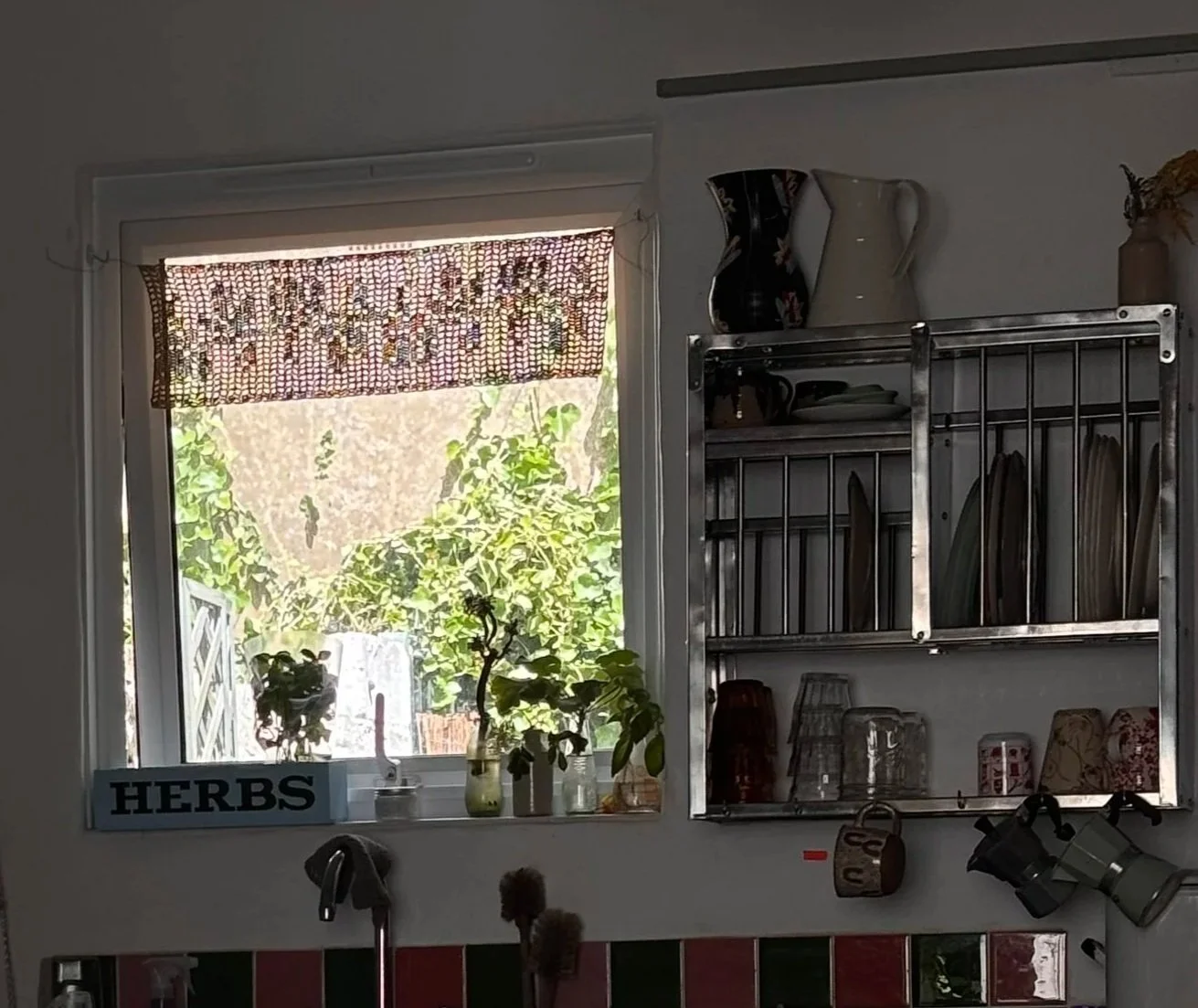 Crochet lace raffia window covering