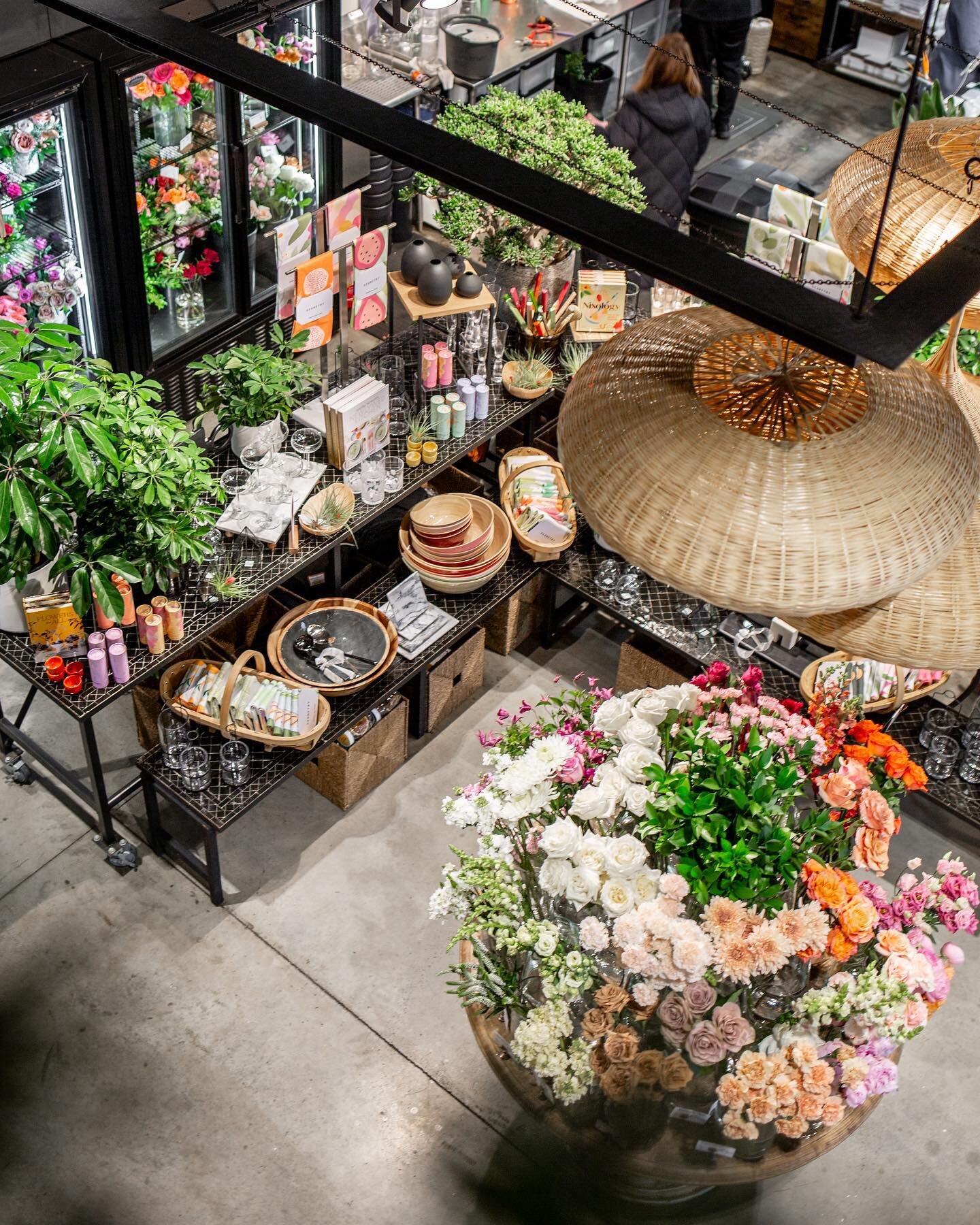 come take respite from the snow with fresh blooms and sweet gifts! easy to pretend it&rsquo;s springtime when you&rsquo;re in the flower shop 🌸