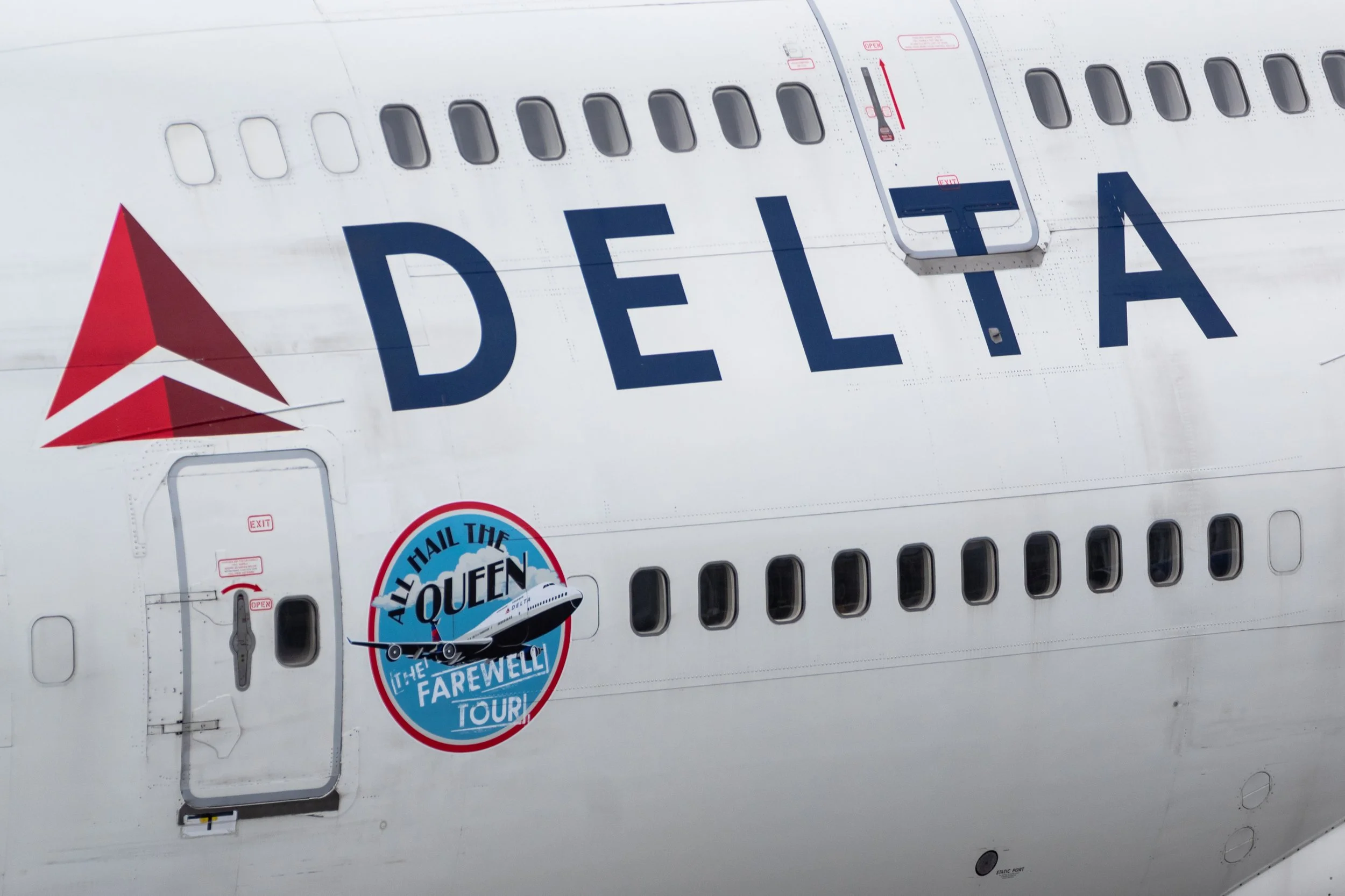 DL 747 Side Farwell RE EDIT.jpg