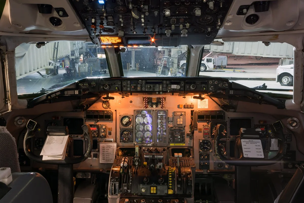 N948DNcockpit.jpg