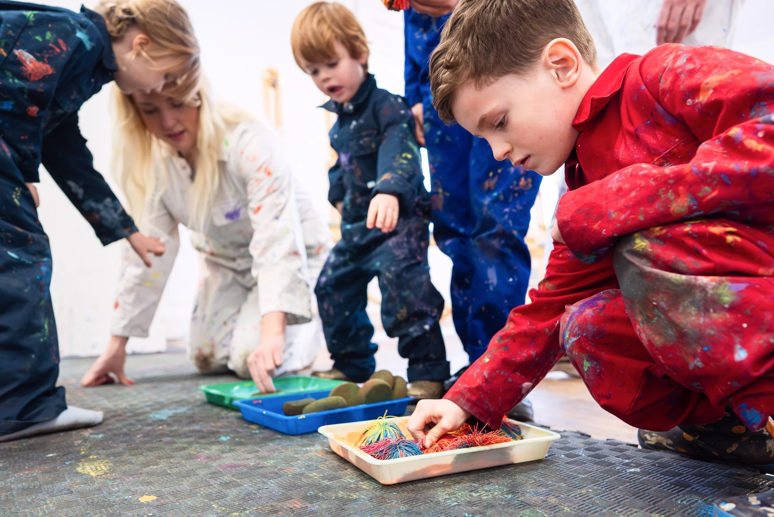 "Goes way beyond what happens in other arts and crafts classes." – Faye L-P
